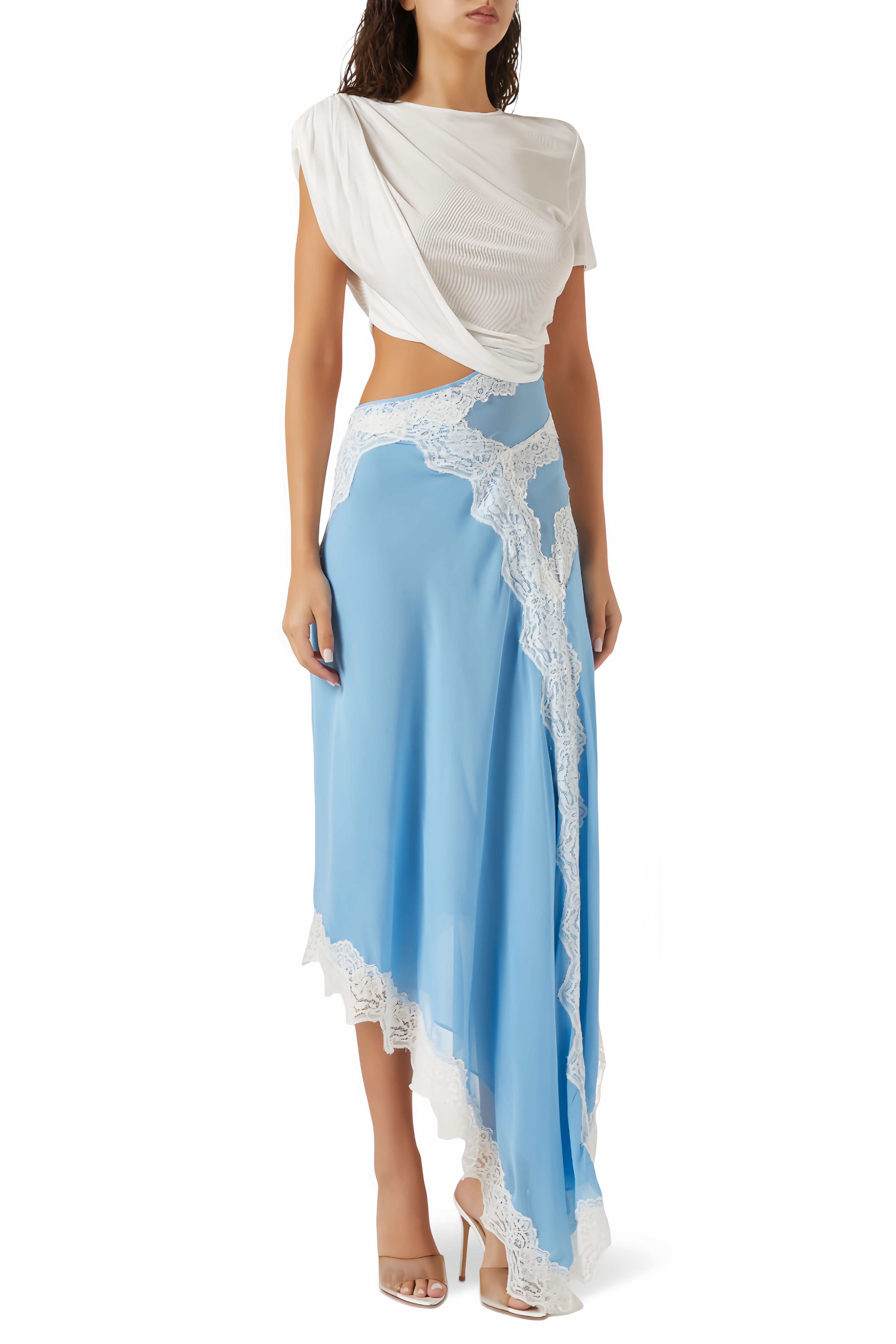 T-Shirt-Kleid mit gewundenem Schnitt in Weiß und Blau