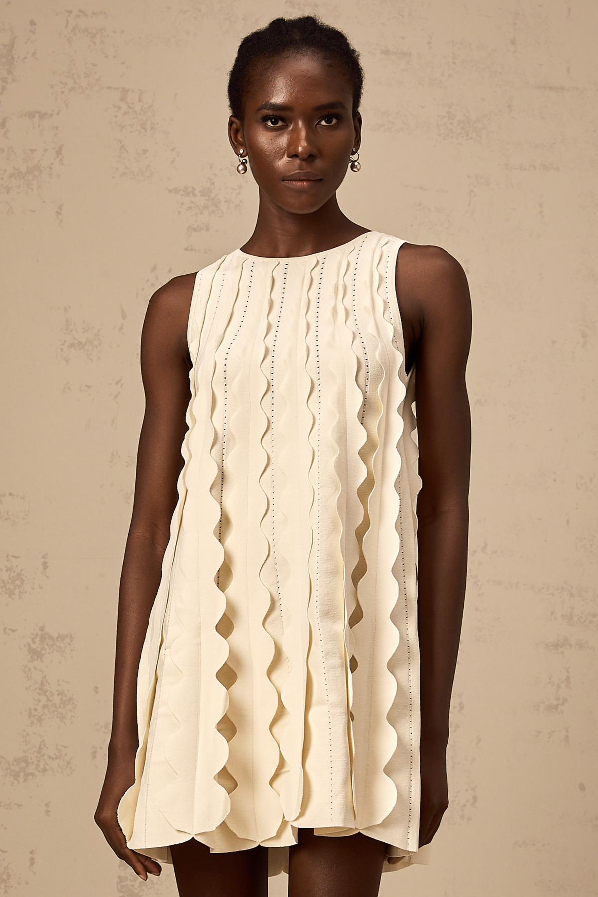 CFCL 完売TERRACED SLEEVELESS MINI DRESS TERRACED SLEEVELESS MINI DRESS