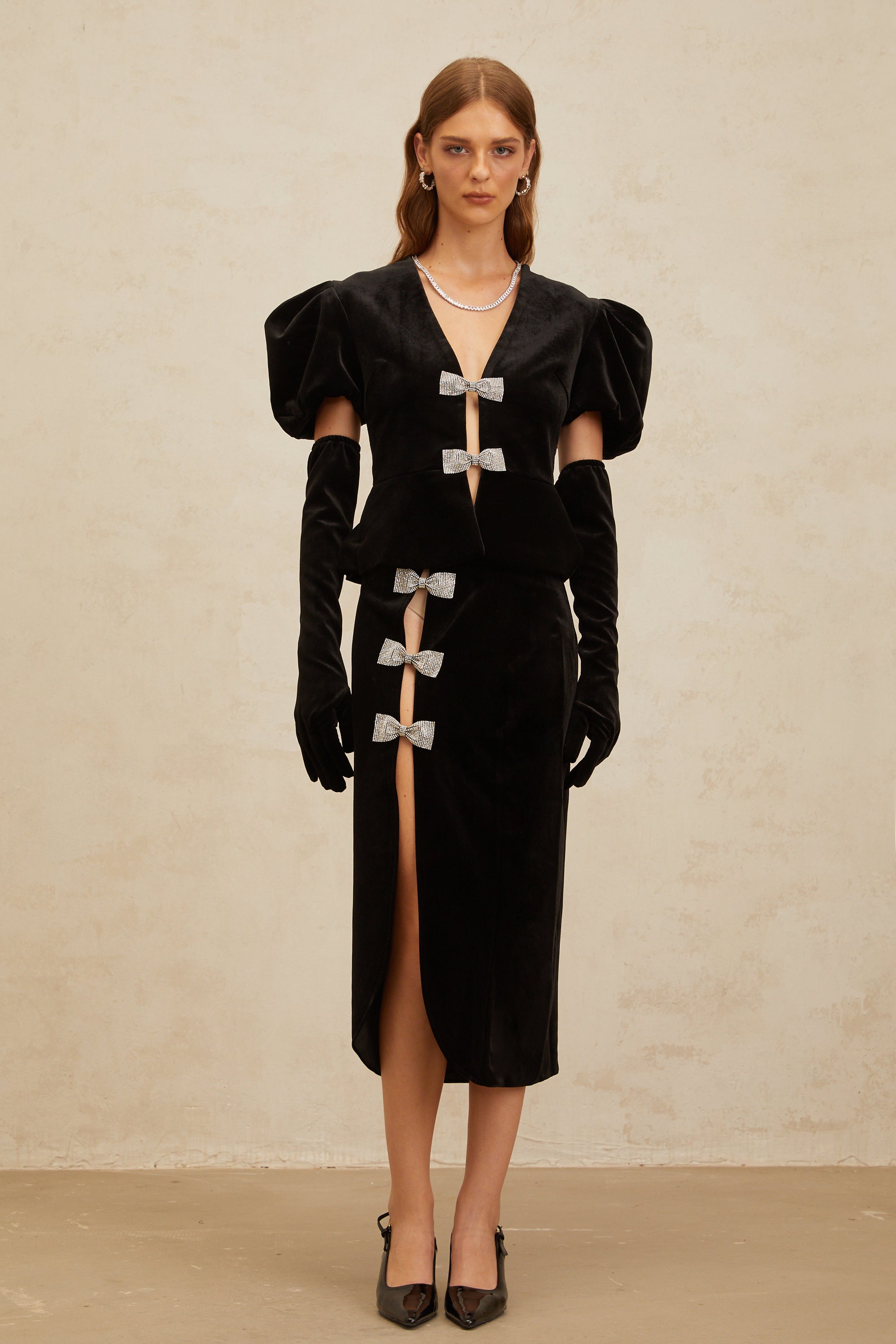 Adèle Black Bowknot Cut-Out Velvet Top & Skirt Matching Set