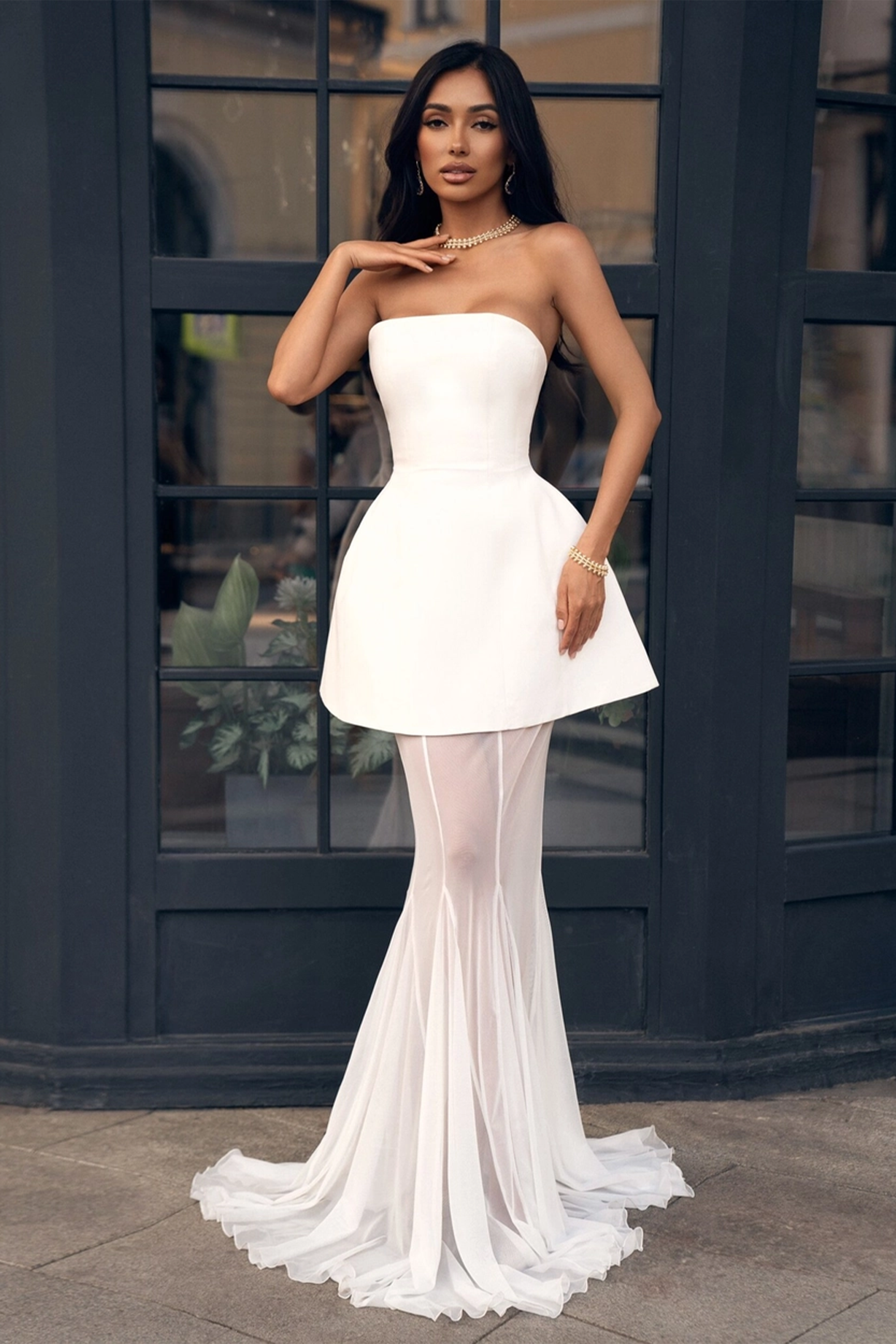 مجموعة فستان كورساج أسود و تنورة شبكية من ميلاني