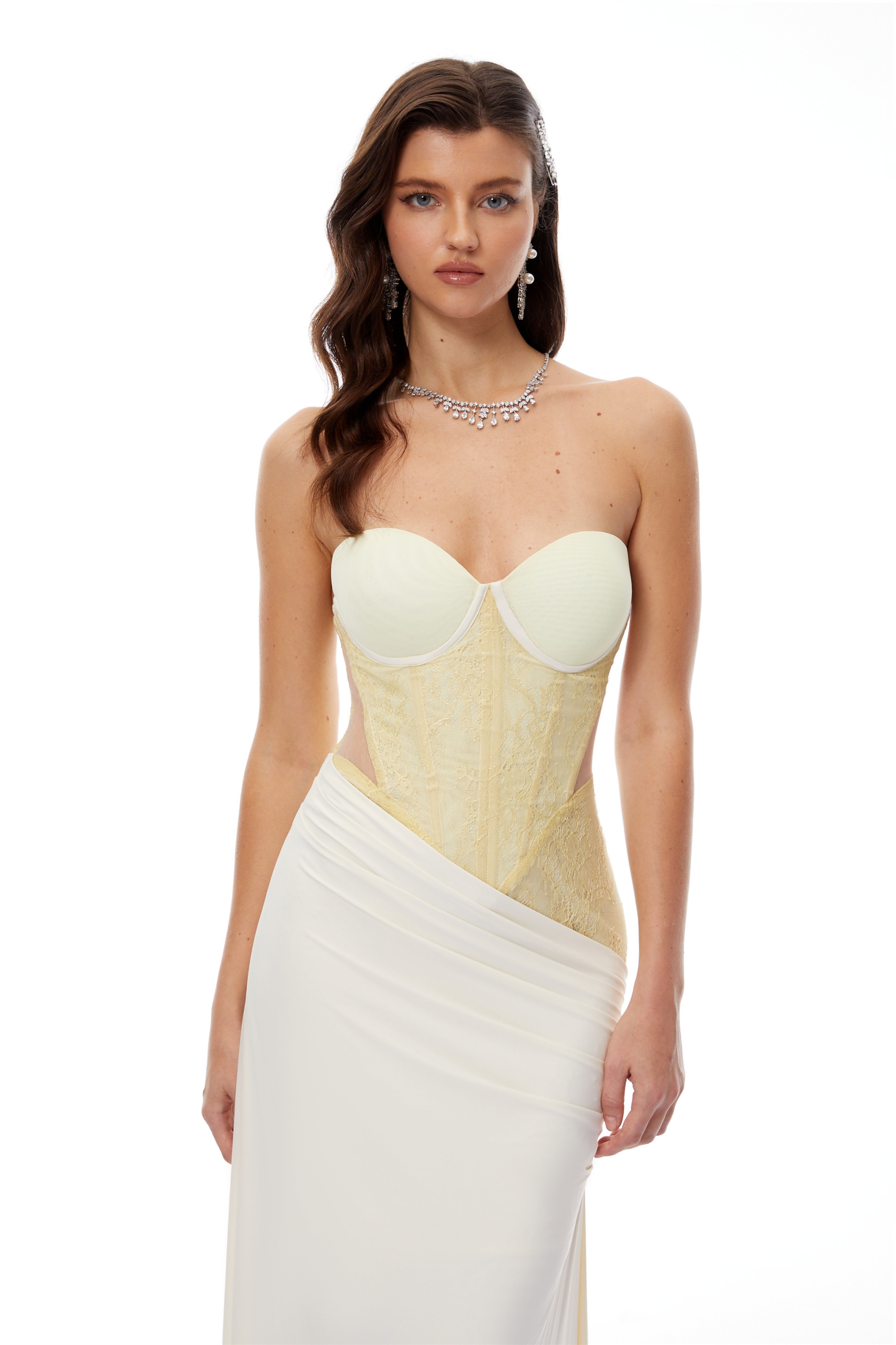 Beata gelbes Maxikleid mit Korsett-Oberteil und Spitze