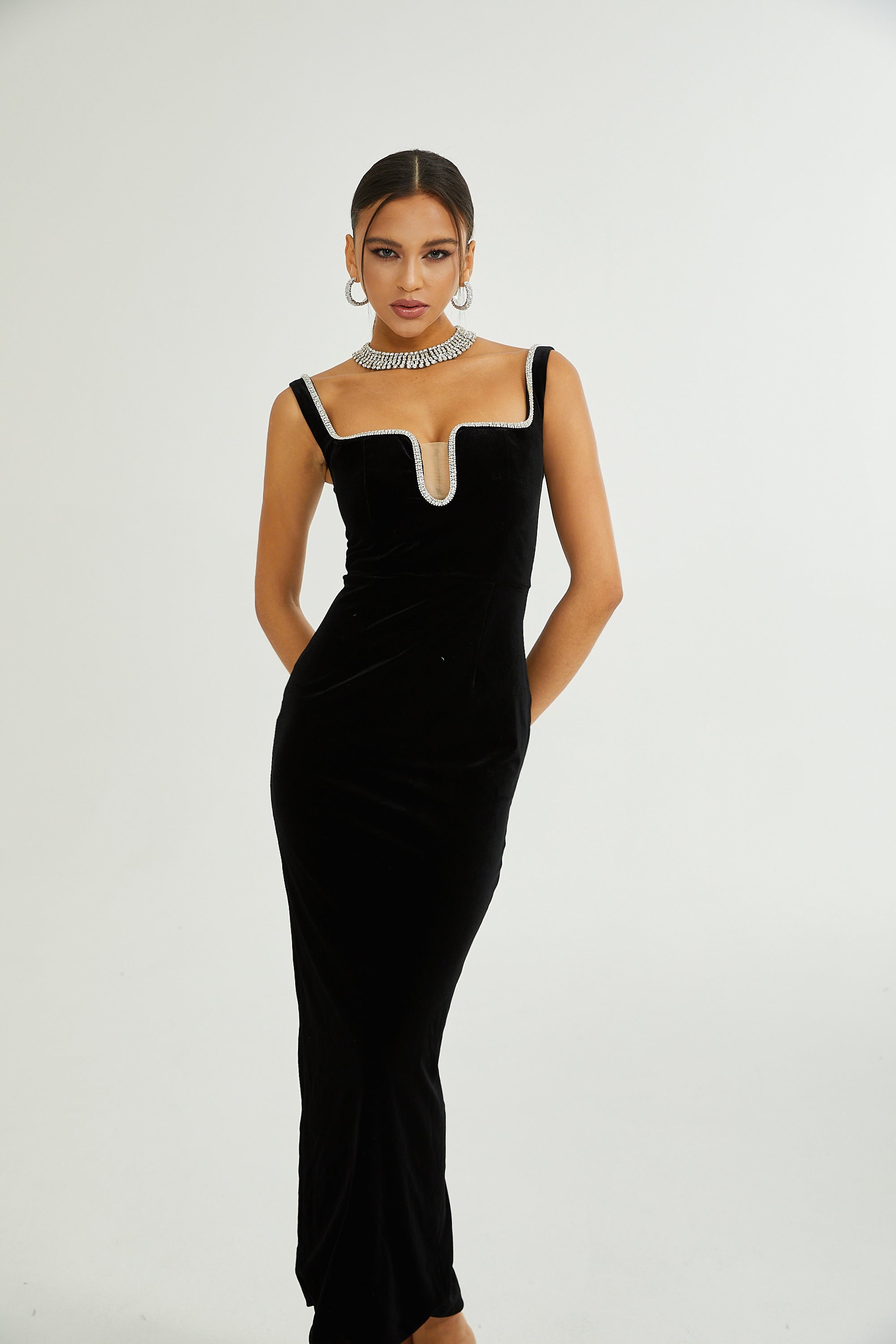 Blanche black U-neck midi dress