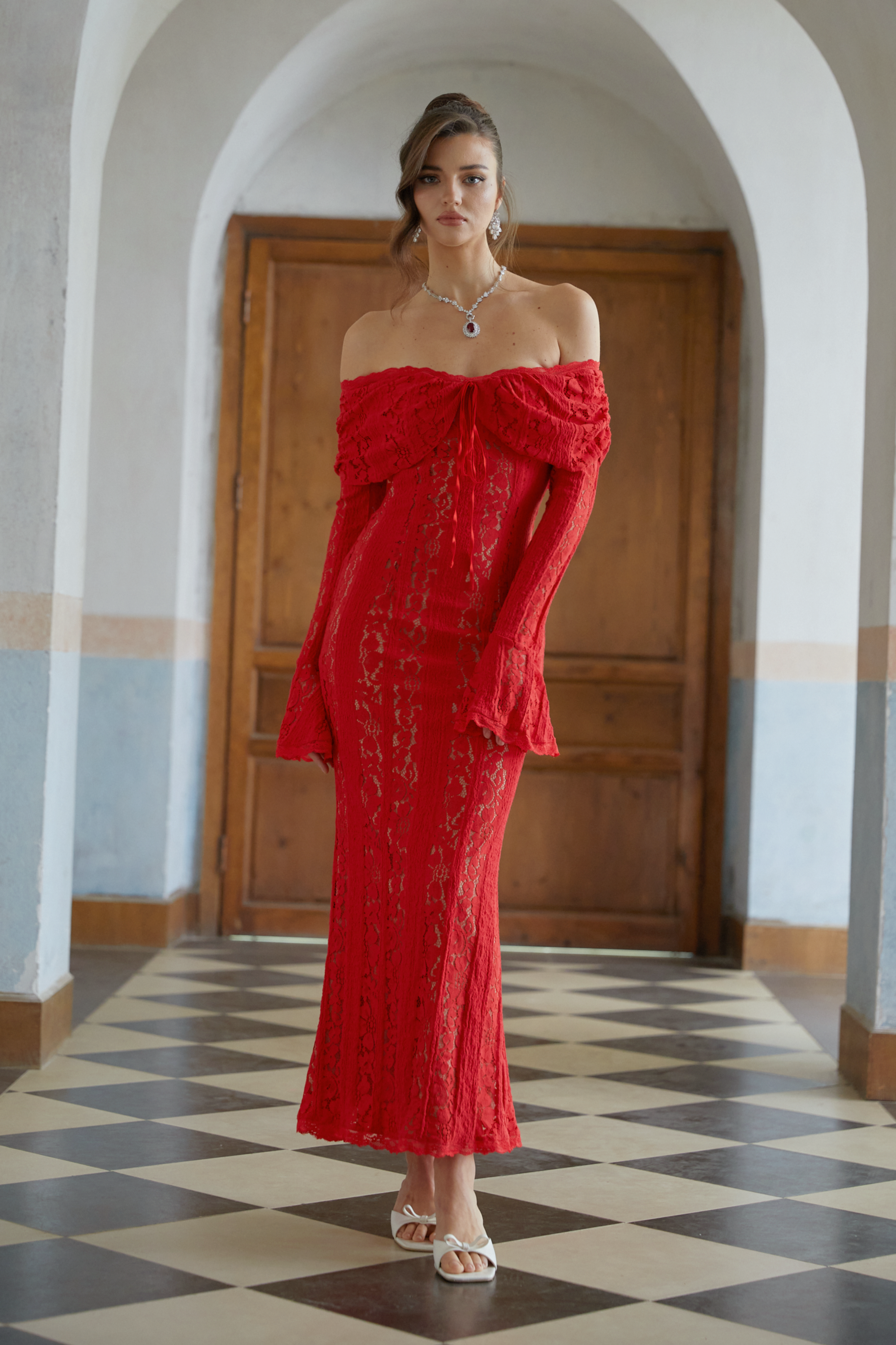 Émeline Red Floral Lace Flared-cuff Midi Dress