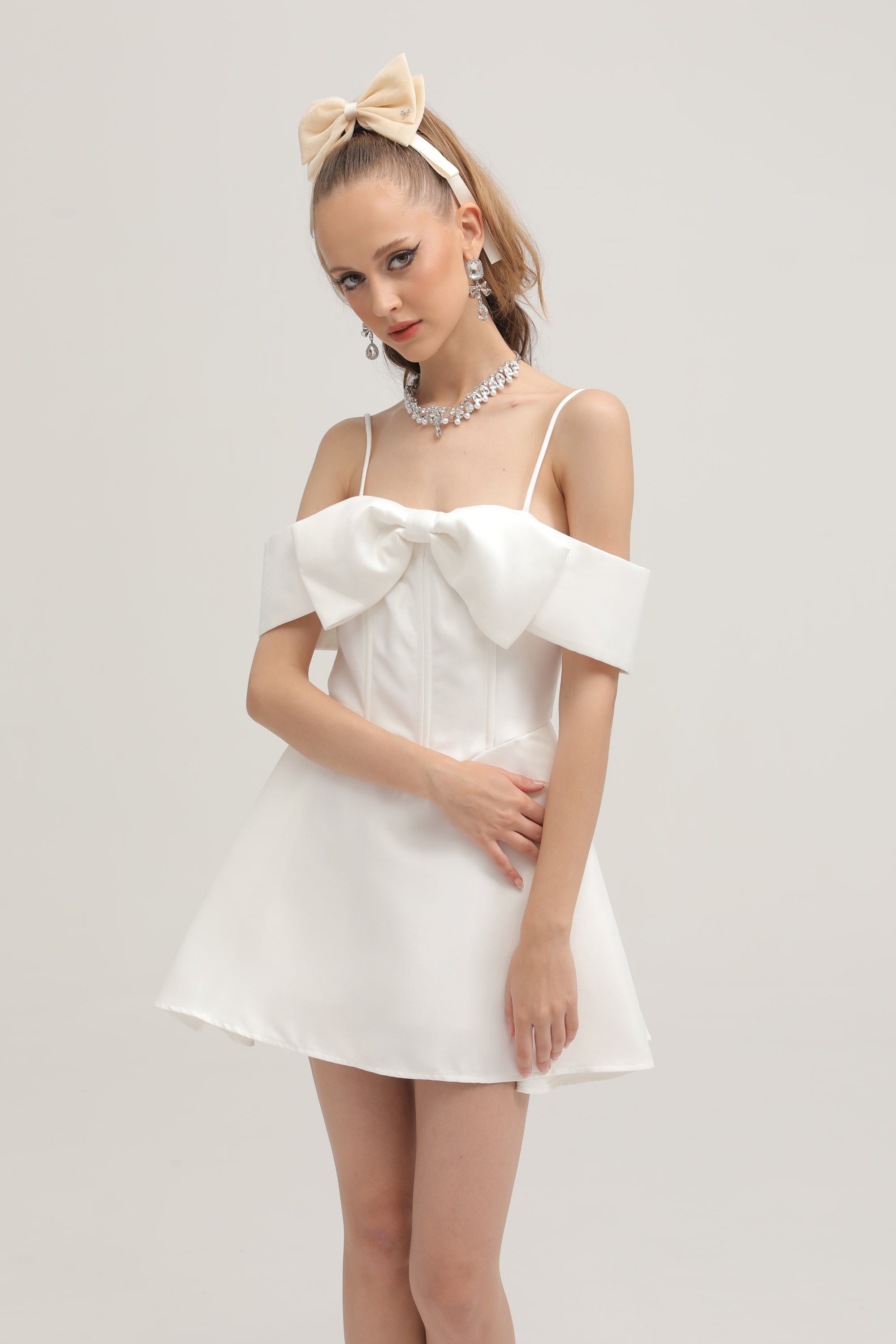 Elva white bowknot flared mini dress