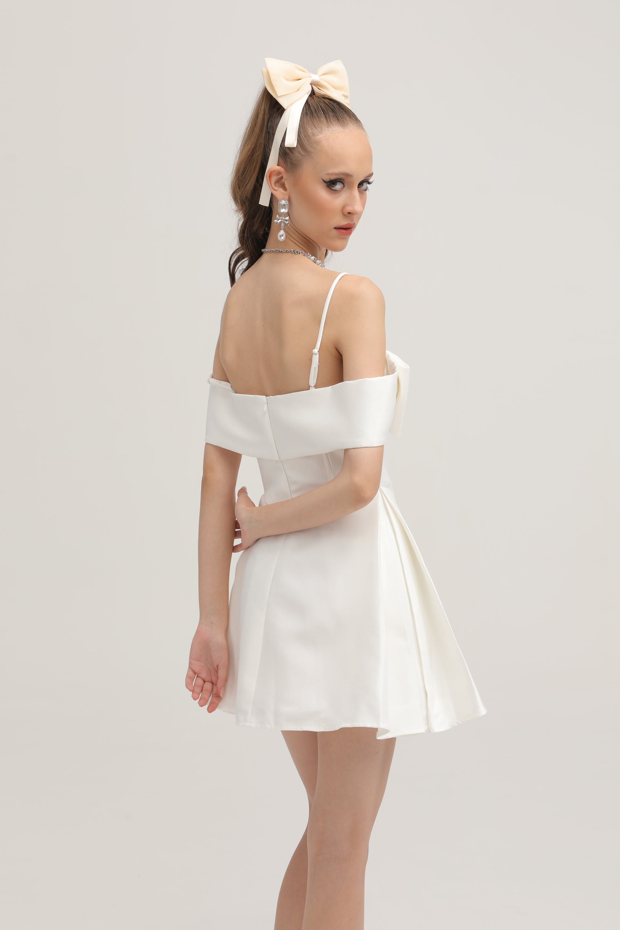 Elva white bowknot flared mini dress