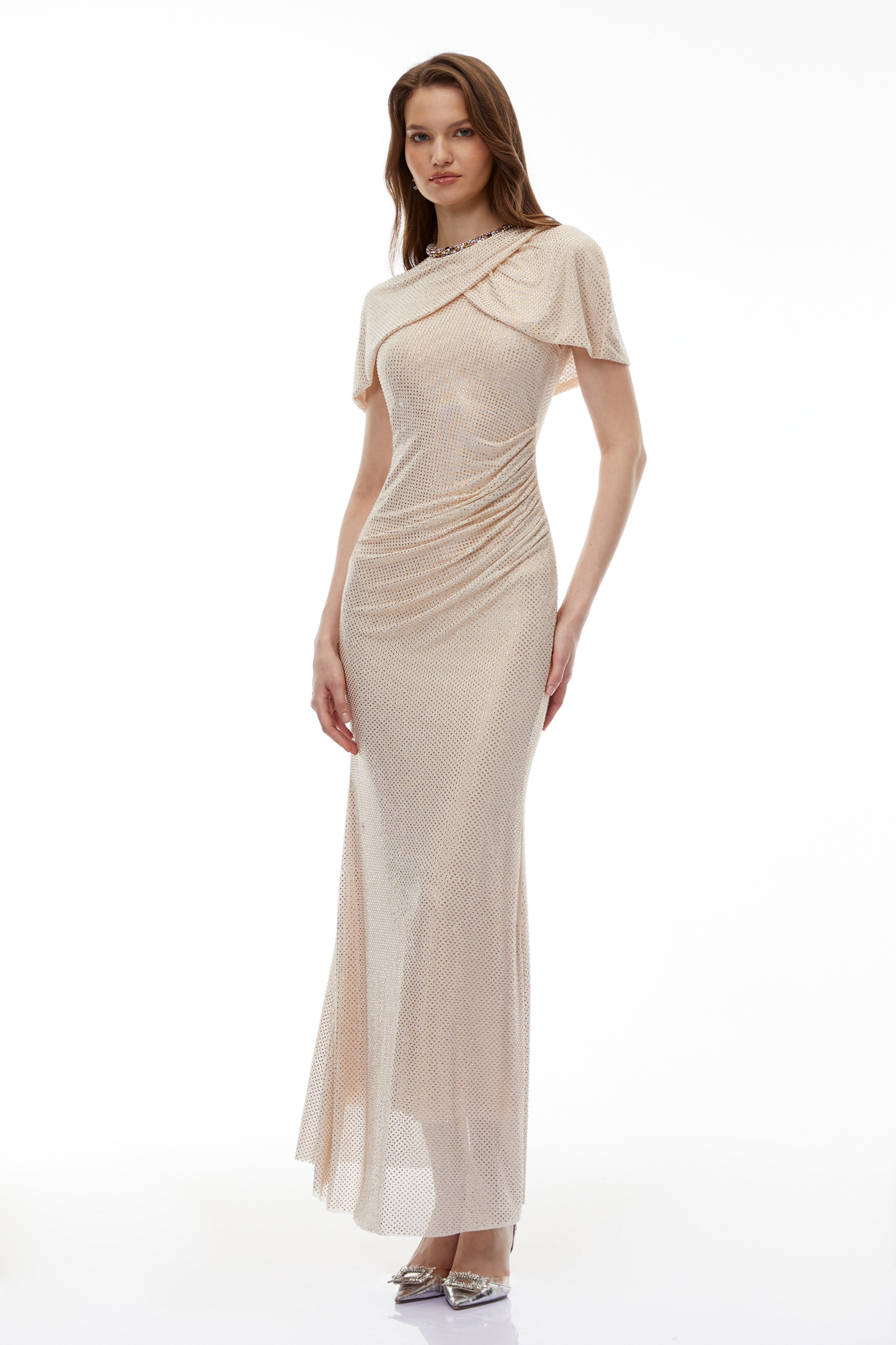 Abigail – Maxikleid mit Flügelärmeln und Strasssteinen