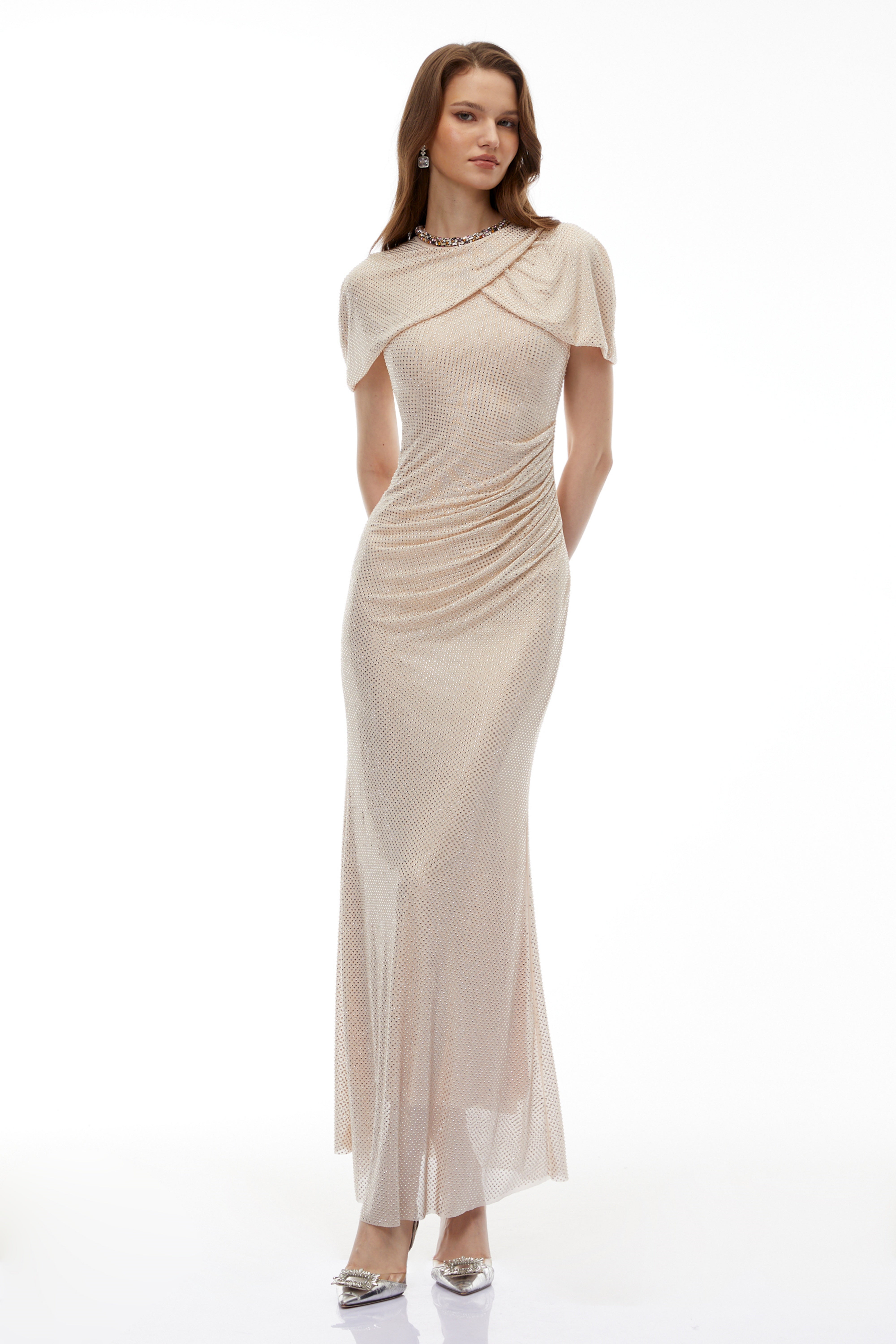 Abigail – Maxikleid mit Flügelärmeln und Strasssteinen