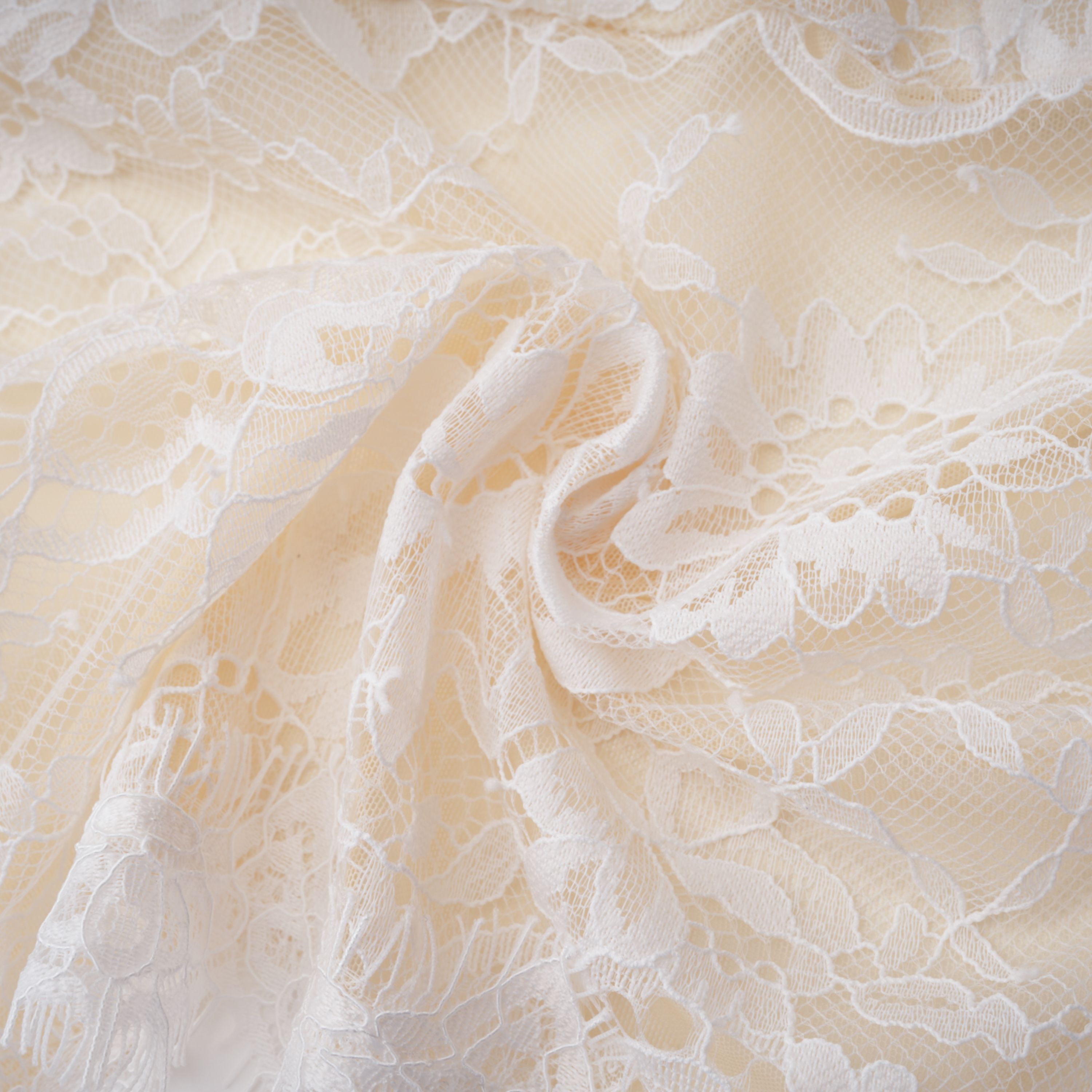 Adèle White Puff Floral Blouse & Mermaid Skirt Set