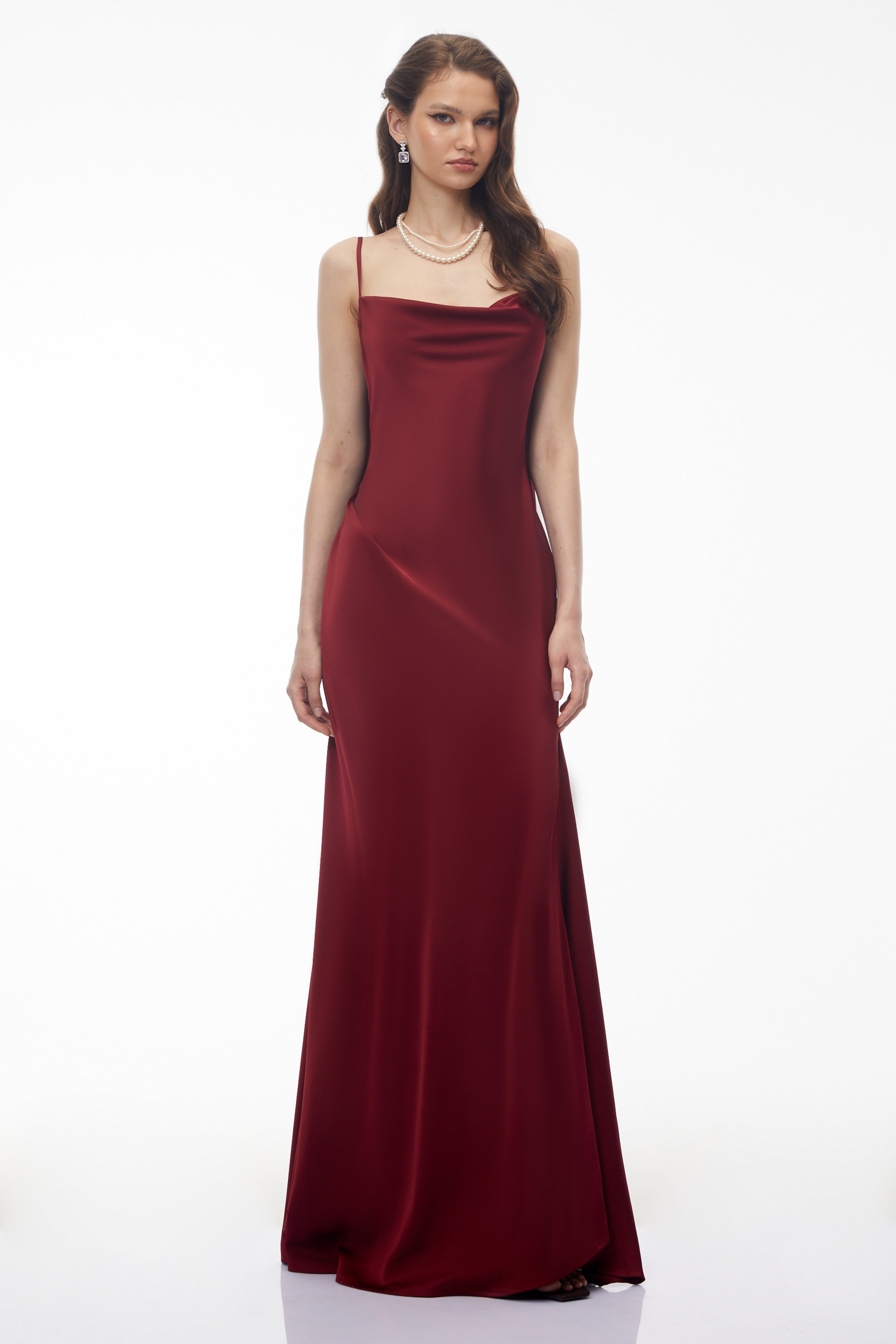 Robe longue à col rond et dos nu Antónia Red