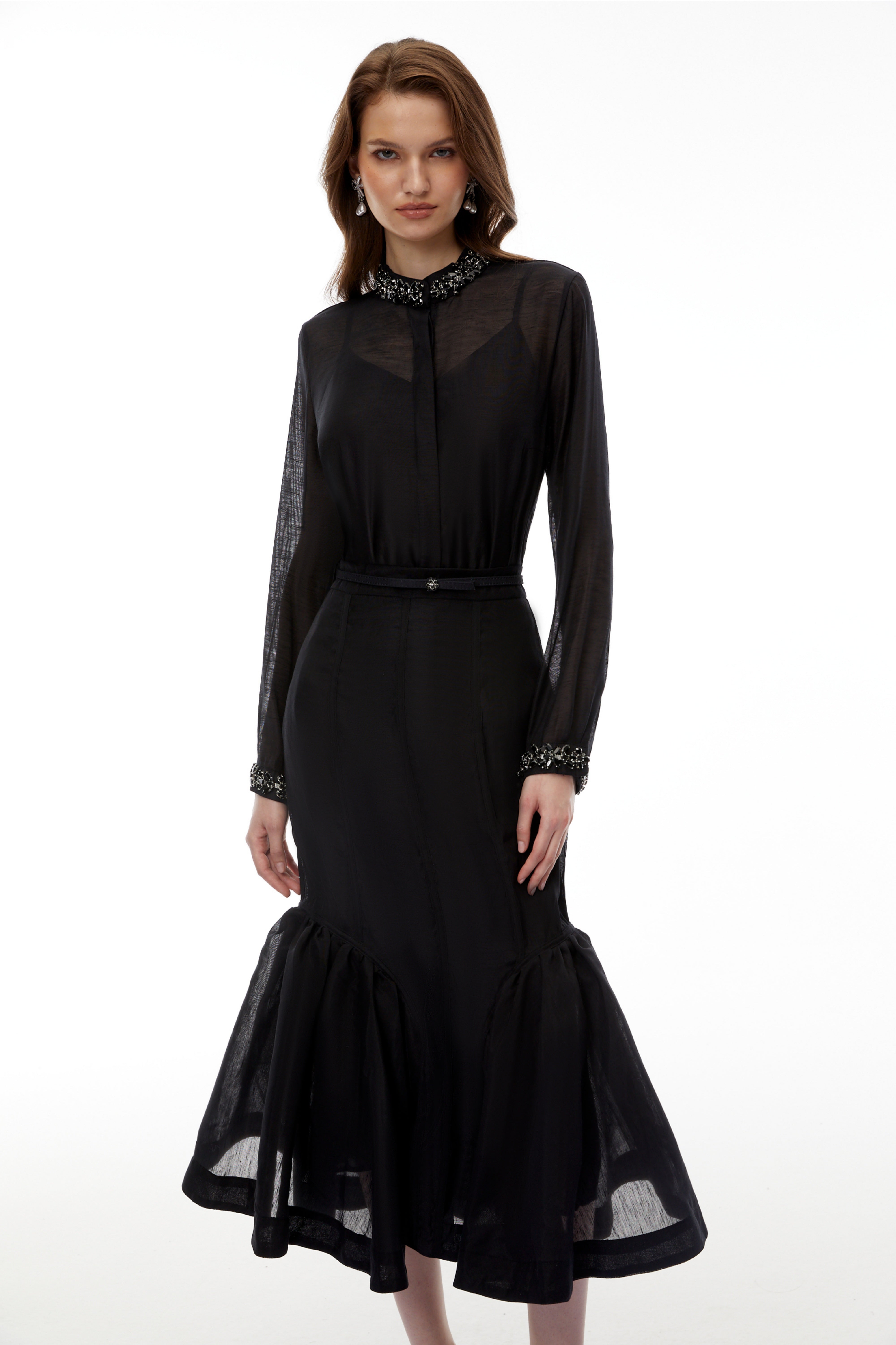 Briseis – Set aus schwarzer Chiffon-Bluse mit Drapierung und Meerjungfrauenrock