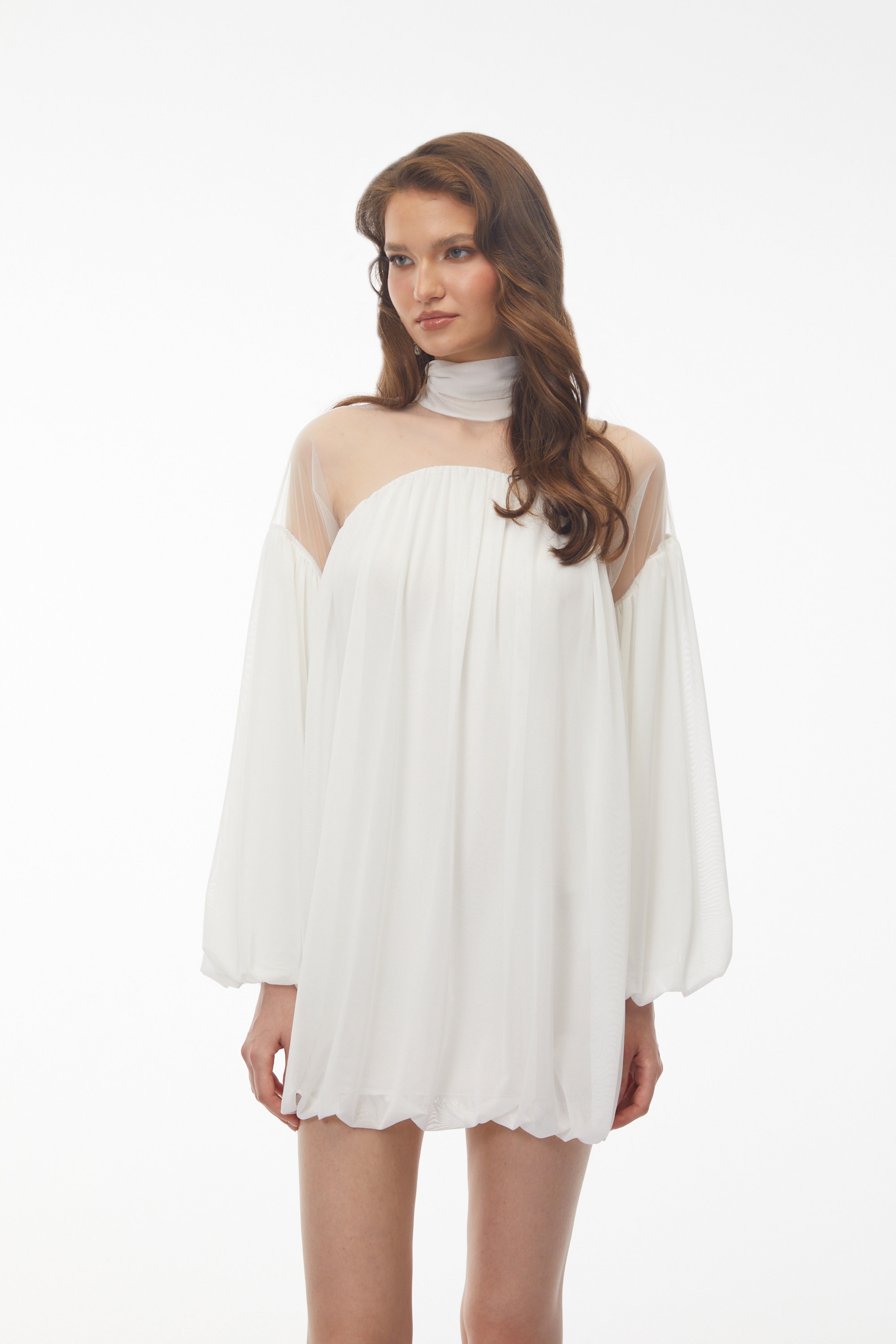 Mini-robe bouffante en tulle blanc Constance avec ruban