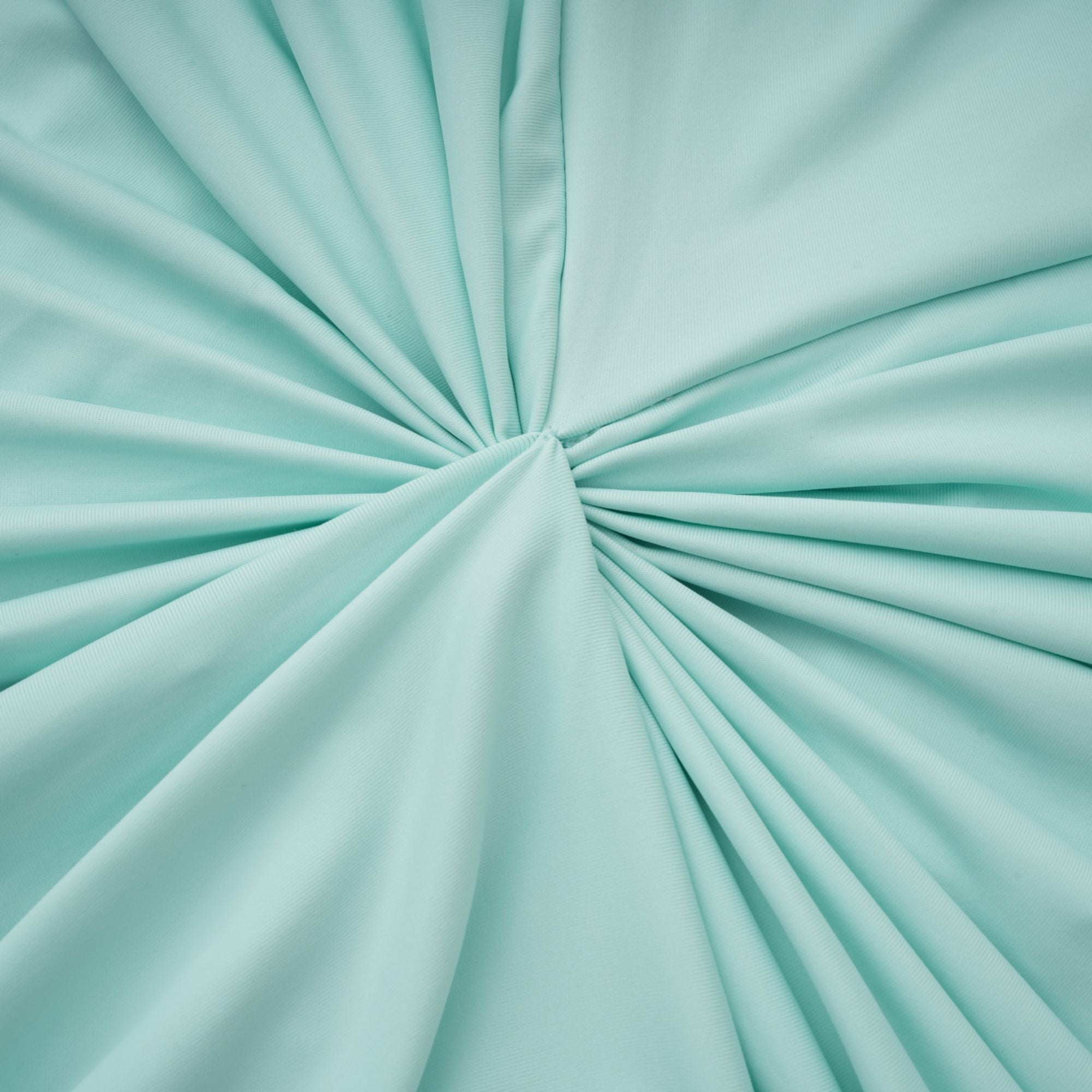 طقم تنورة وتنورة من التول المكشكش محايد من Pénombre