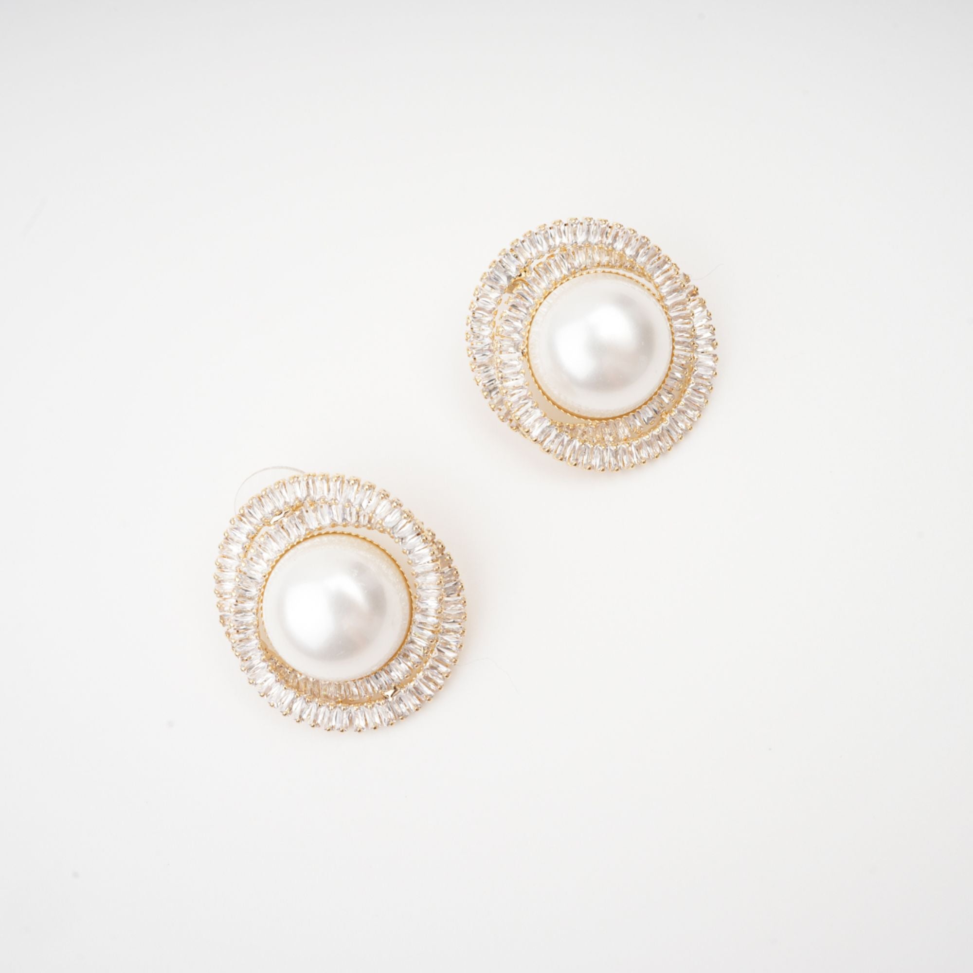 Éléonore crystal faux-pearl earrings