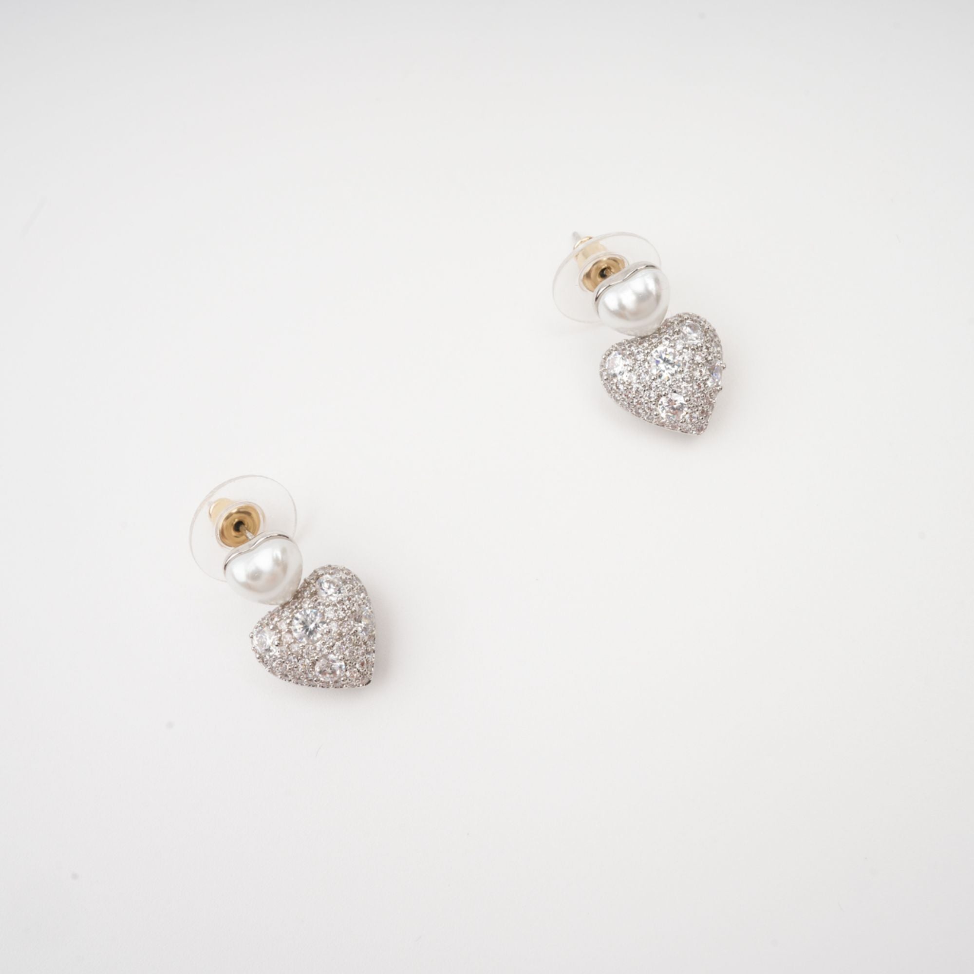 Kévina faux-pearl heart earrings