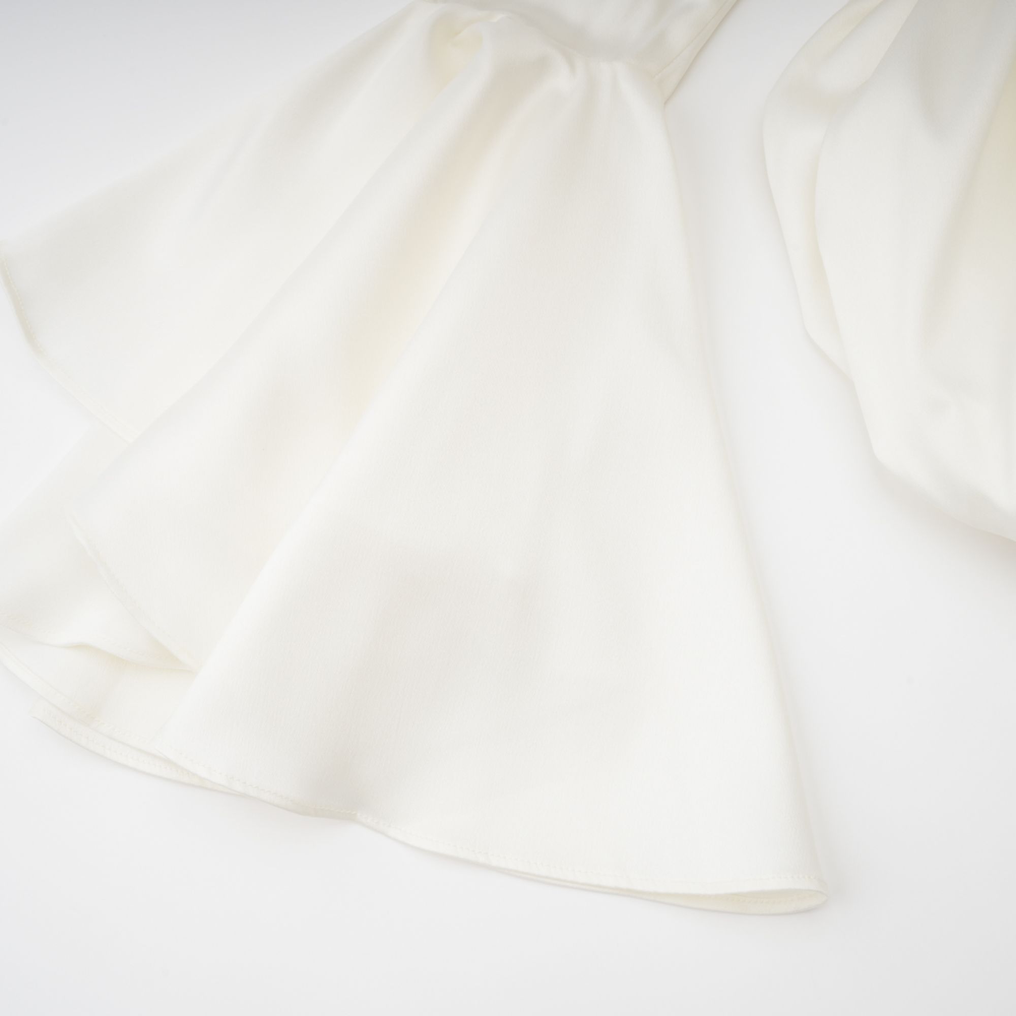 Minikleid mit Rüschen und Cold-Shoulder-Muster „Fleur“