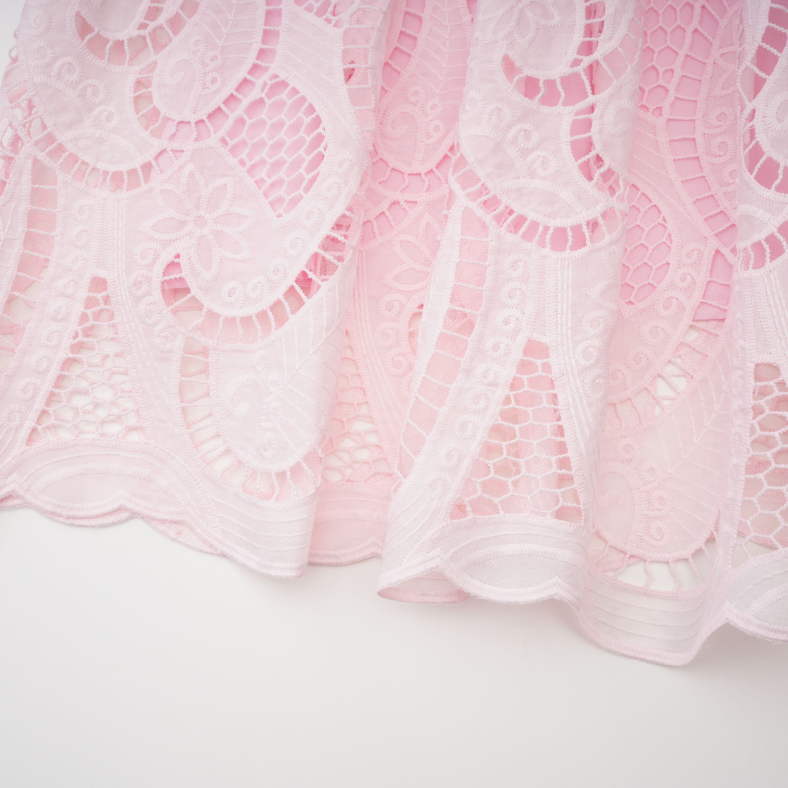 Joséphine Rosa besticktes Blusen- und Rock-Set