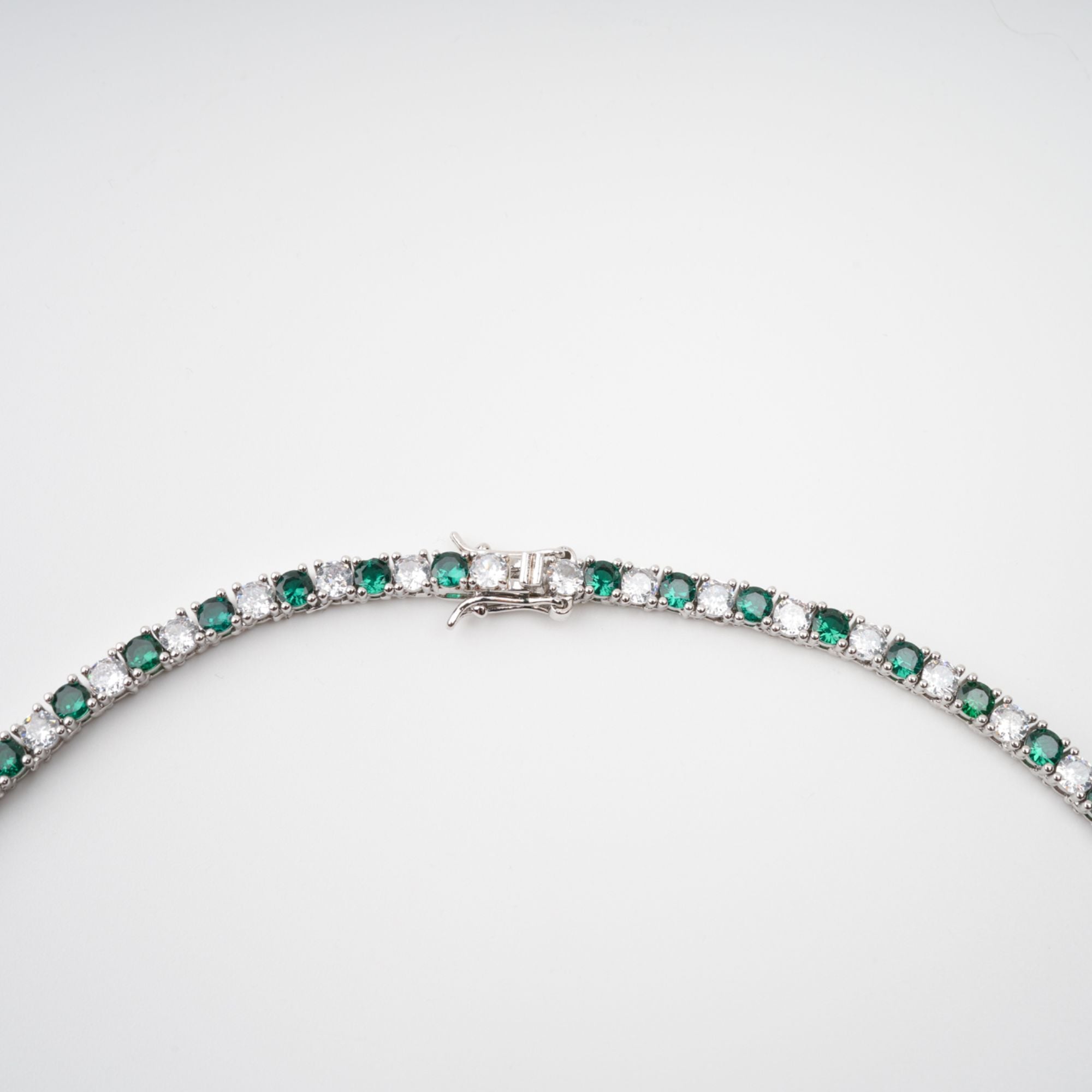 Héloïse – Halskette mit grünem Kristall