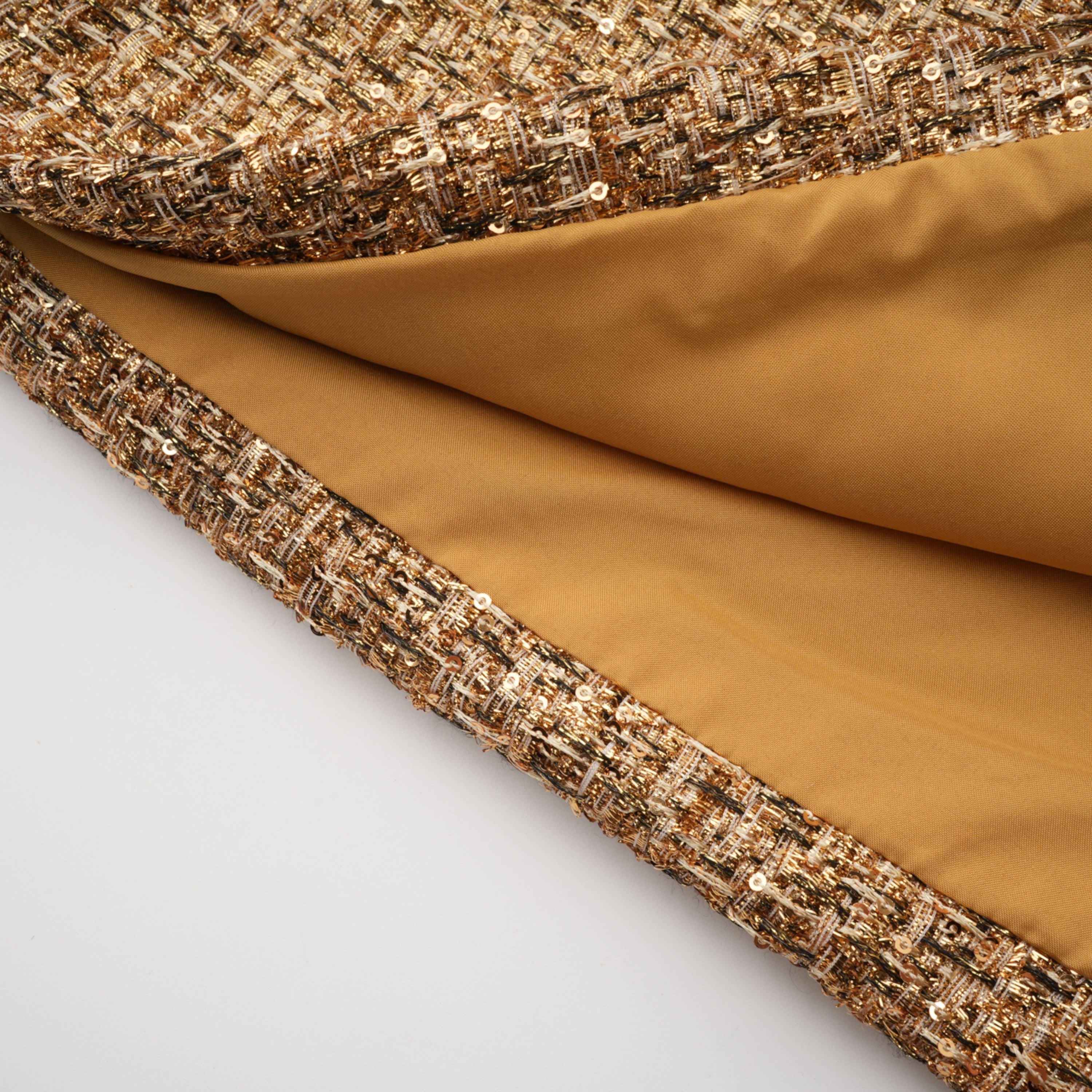 فستان قصير من التويد برقبة مستديرة من Arna Gold