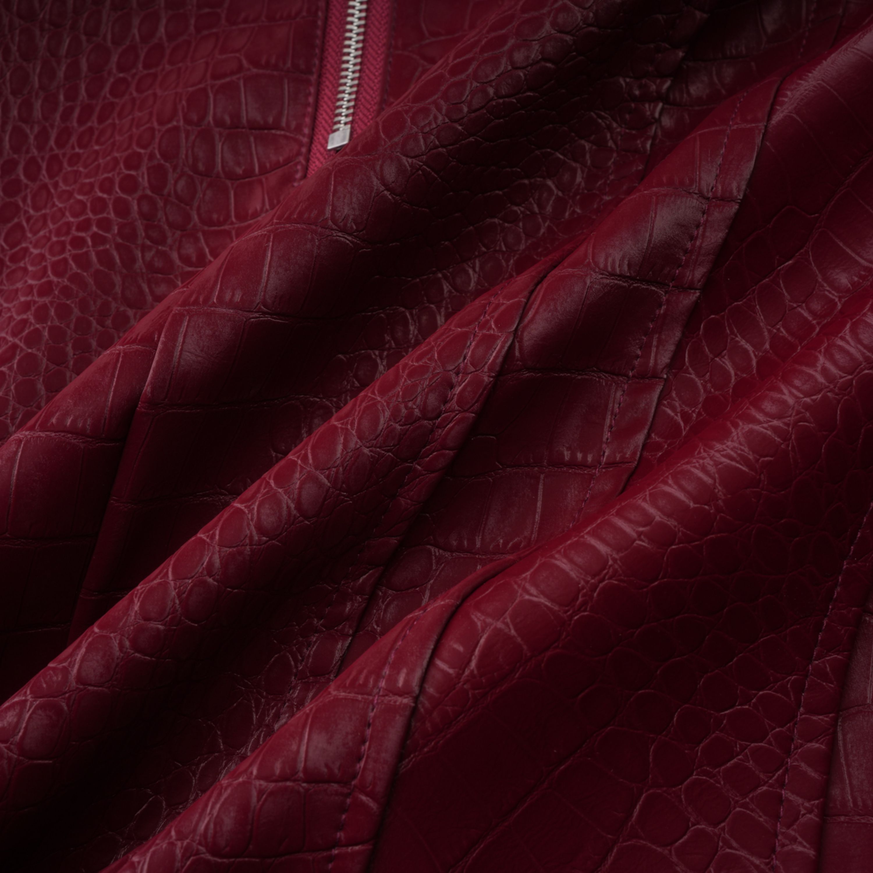 Mini-robe en cuir rouge Frankie avec boutons décoratifs