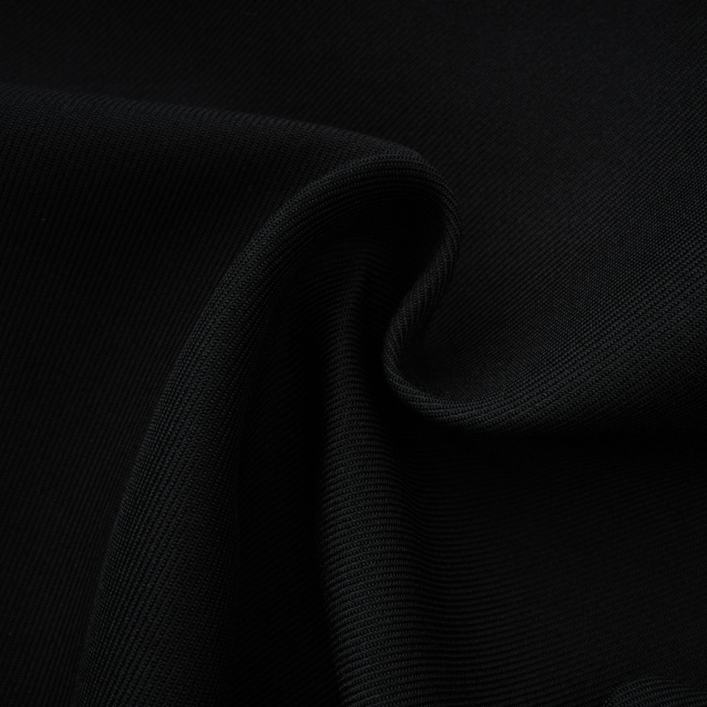 جاكيت ديانت الأسود ذو الصدر المزدوج والأكمام الطويلة