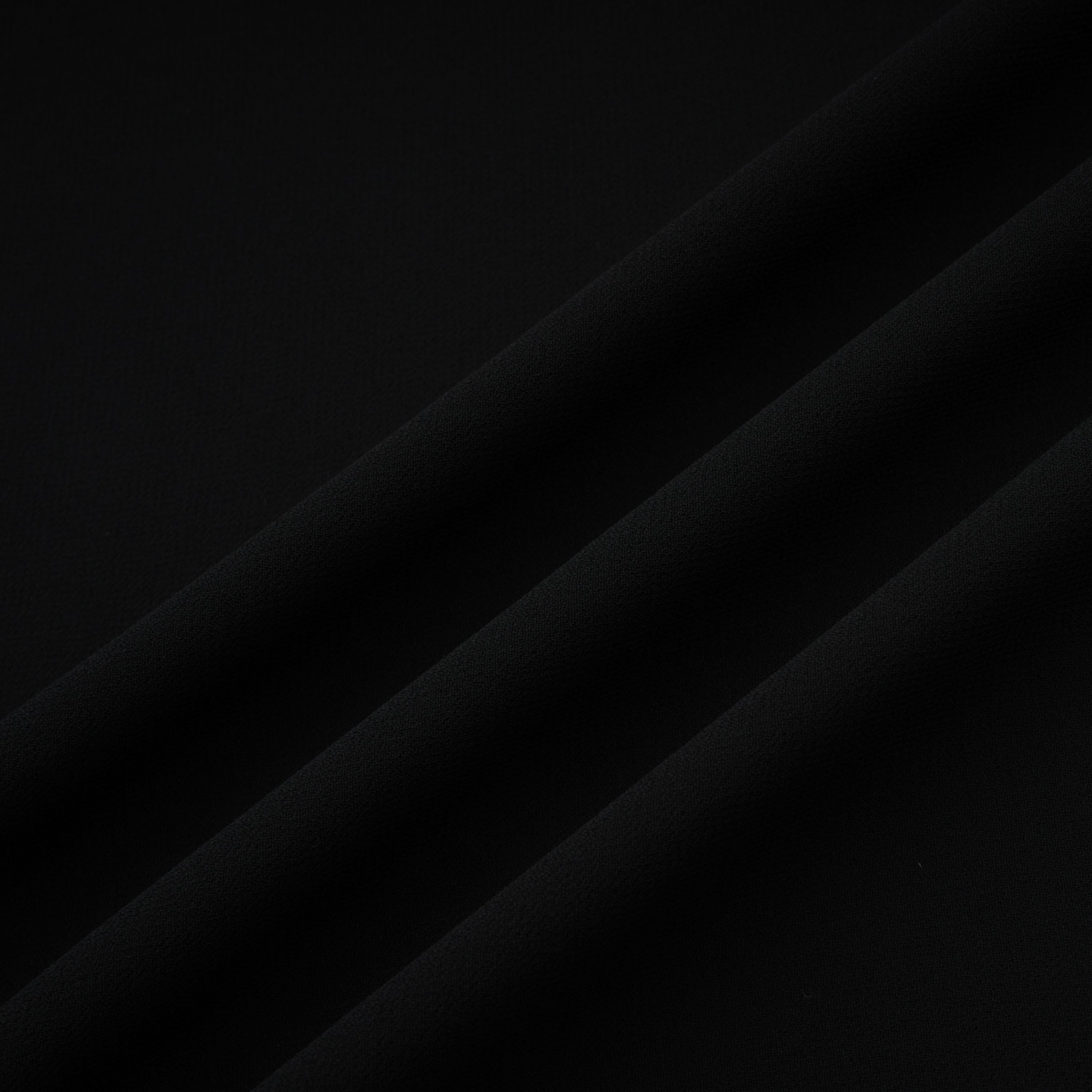 فستان تيزيانا ماكسي أسود بكتف واحد وفتحة