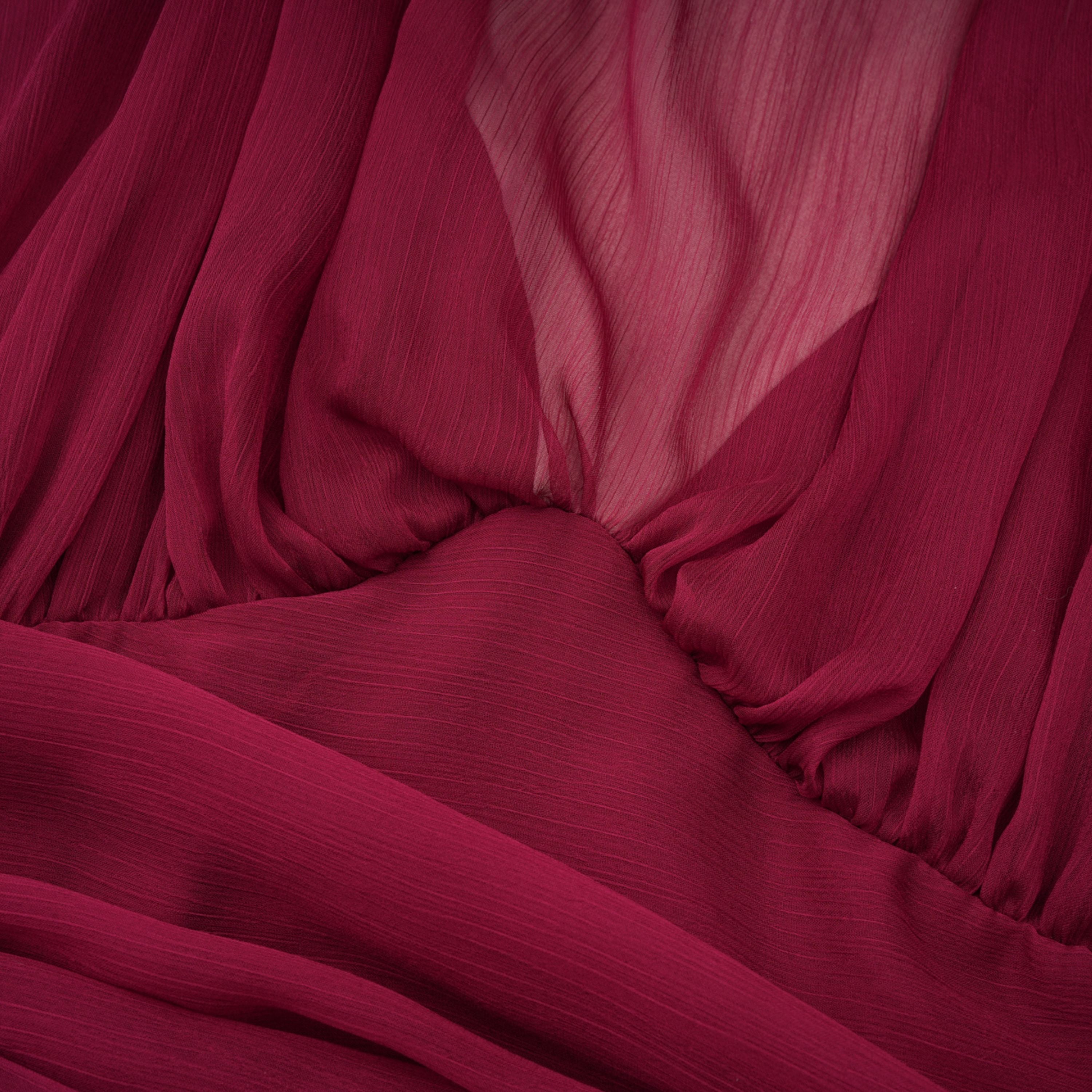 Éléna Burgundy Asymmetrisches Minikleid aus Tüll mit Rüschen