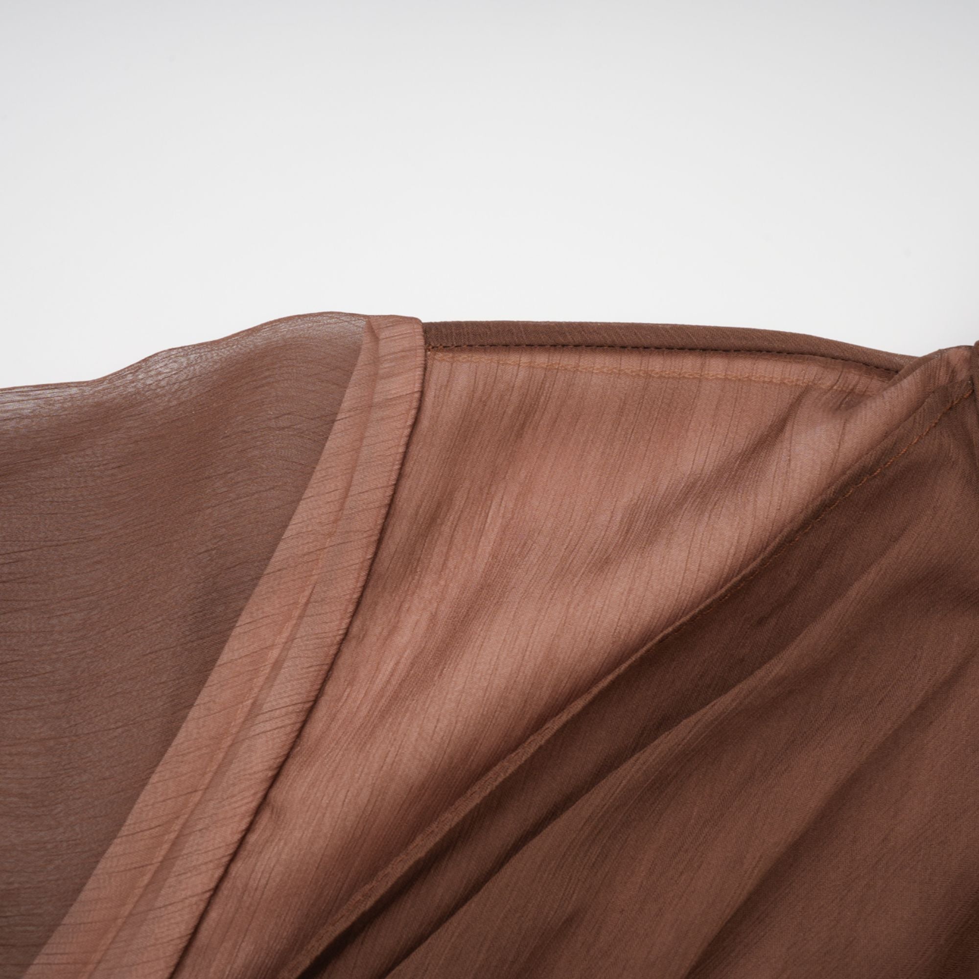 Jade braunes gerafftes Tüll-Minikleid