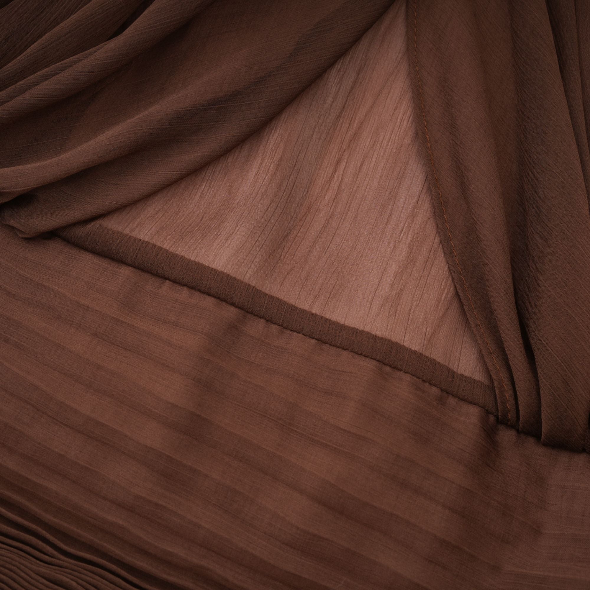 Jade braunes gerafftes Tüll-Minikleid