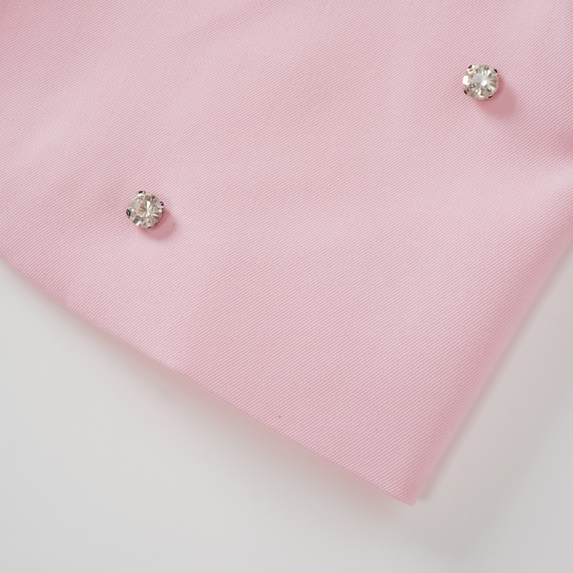 طقم فاليريا المنسجم مزين بالكريستال الوردي