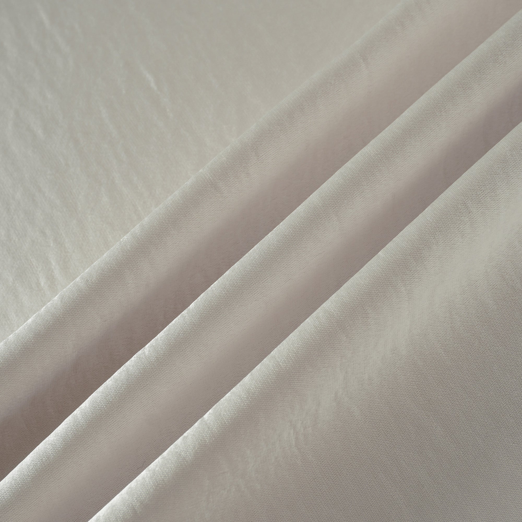 تنورة ماكسي إيفا بيضاء مزينة بنقشة زهور من الدانتيل