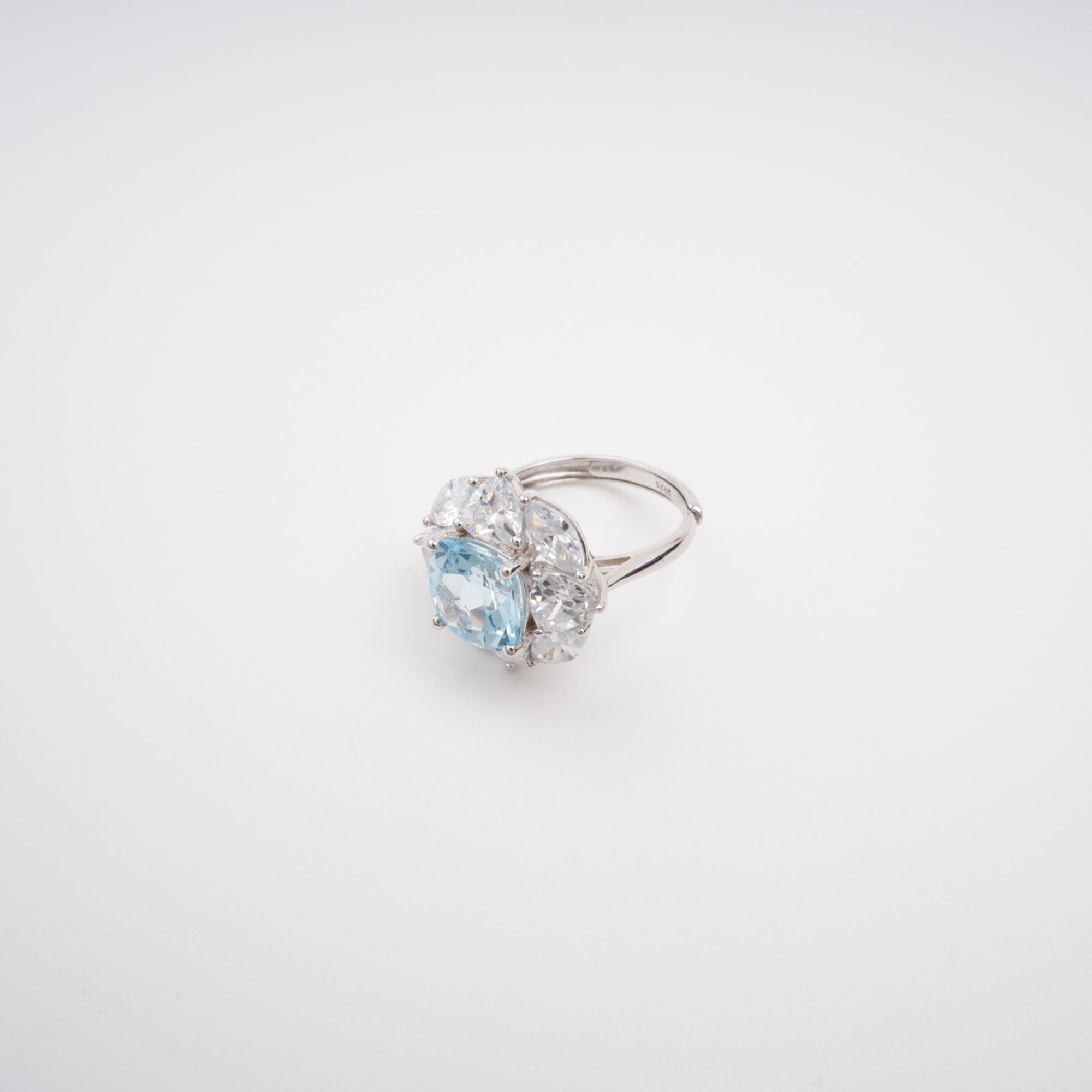 Daphné Blue Sterling Silver Adjustable Gemstone Ring