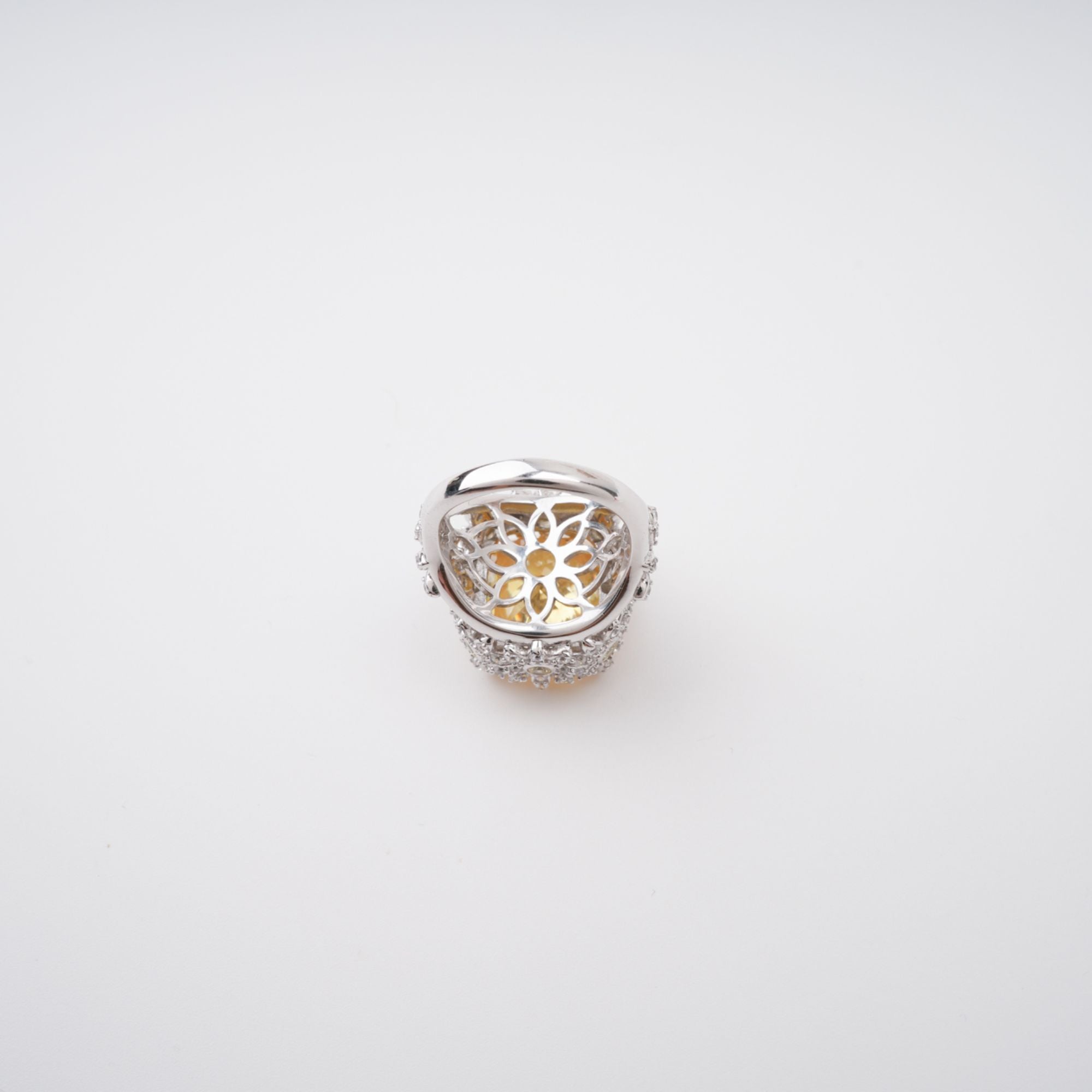 Amandine Gelb Halo-Set Edelsteinring