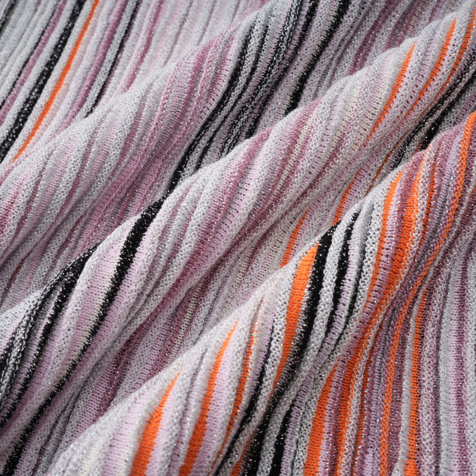 طقم أفروديت المحايد اللامع المطوي المحبوك المطابق