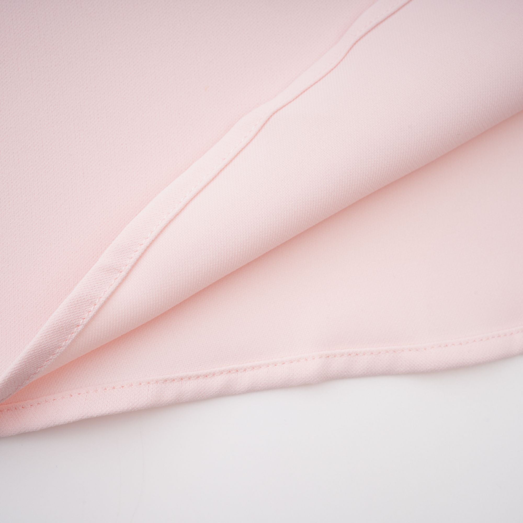 Gunnel Pink – Ausgestelltes, verziertes Maxikleid