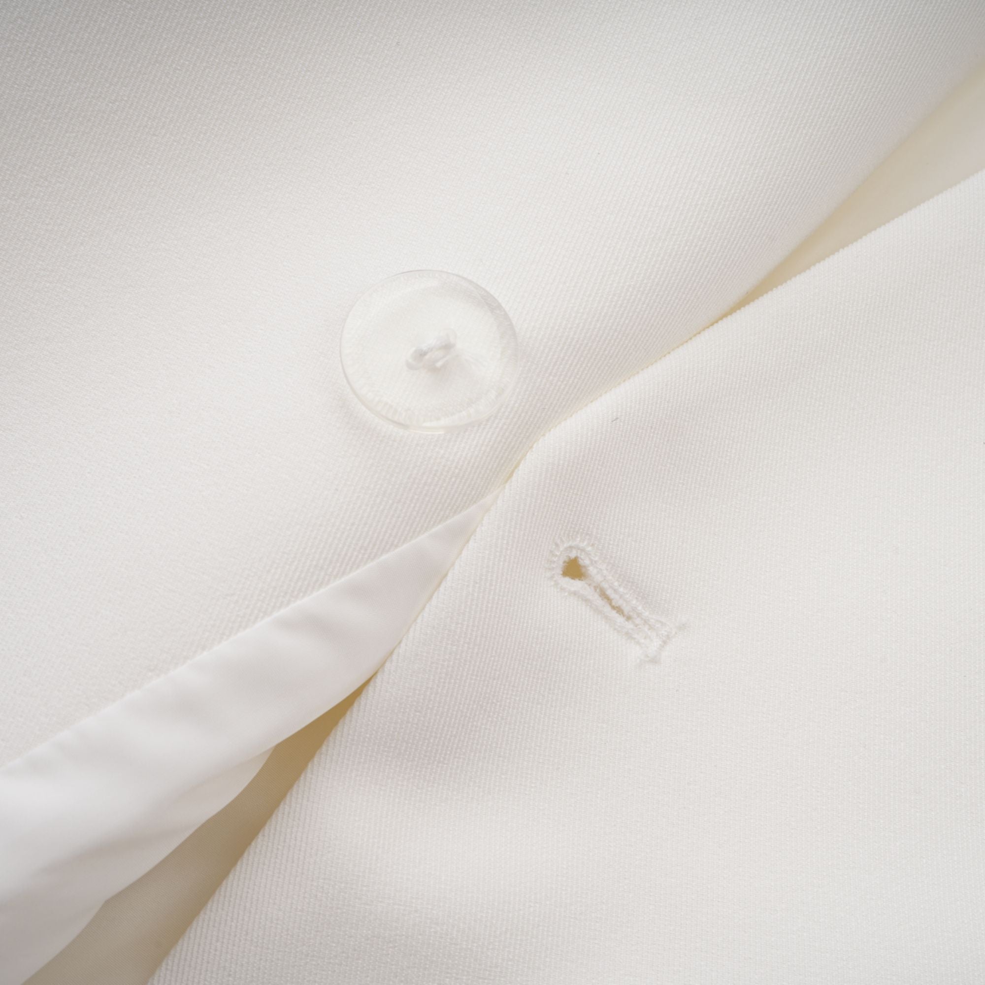 طقم جاكيت وتنورة بتصميم برميل أسود من إينورا