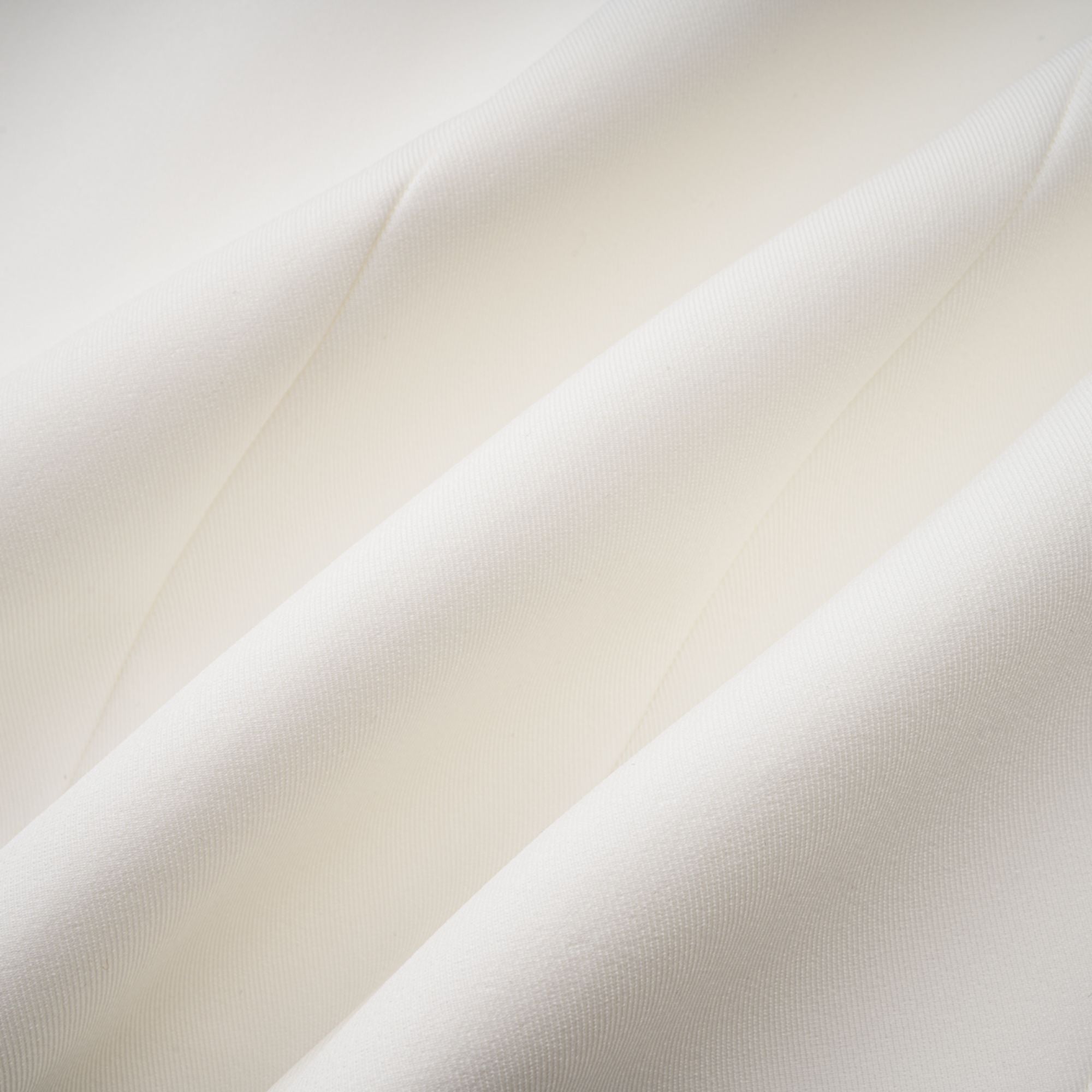 طقم جاكيت وتنورة بتصميم برميل أسود من إينورا