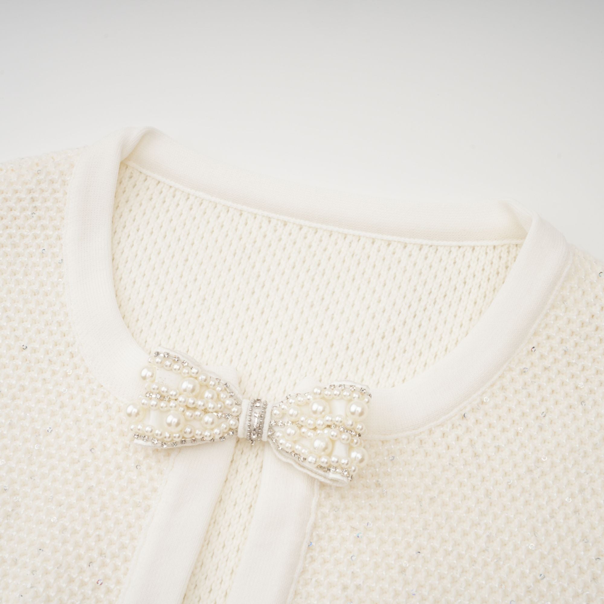 Adélade White Embellished Knit Midi Dress