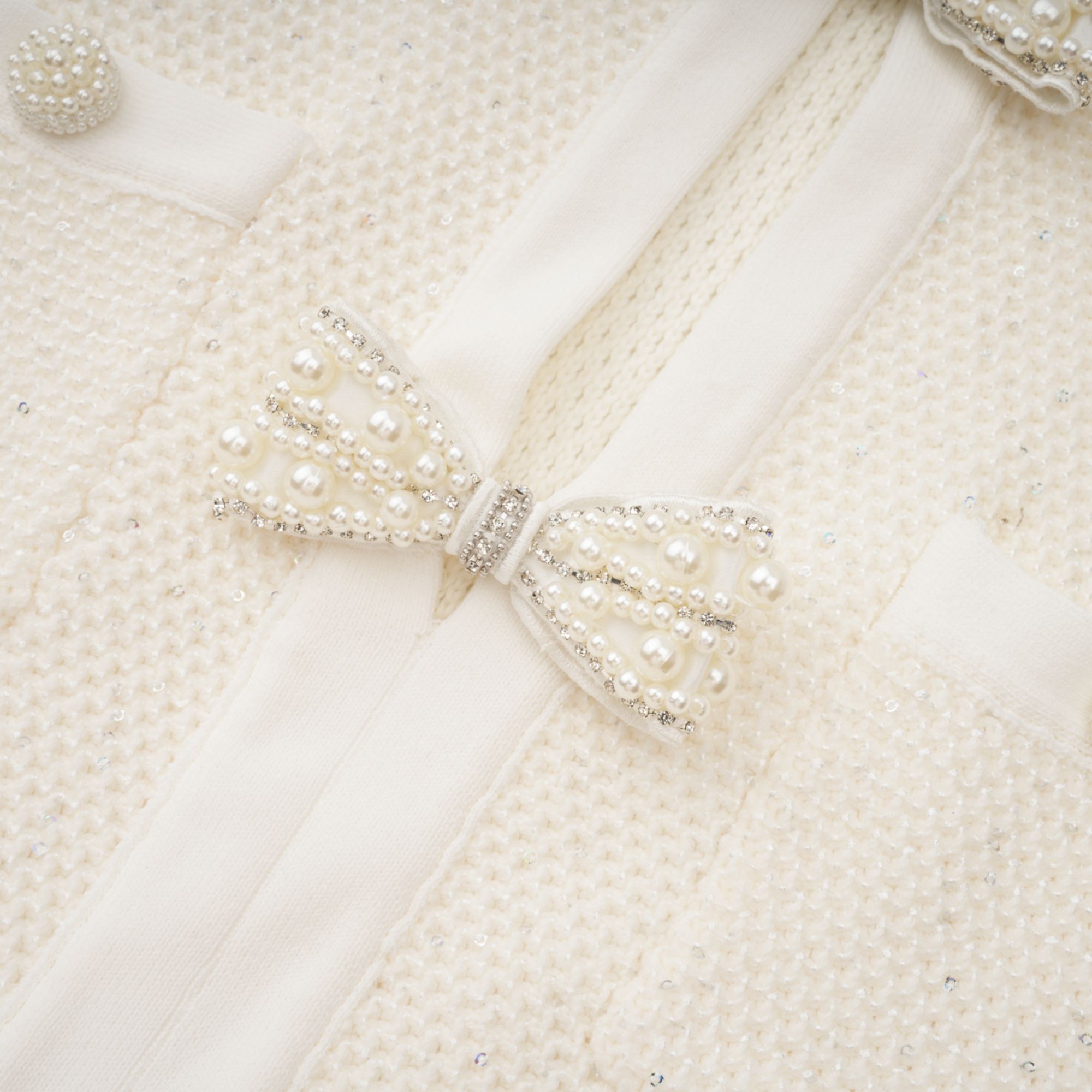 Adélade White Embellished Knit Midi Dress