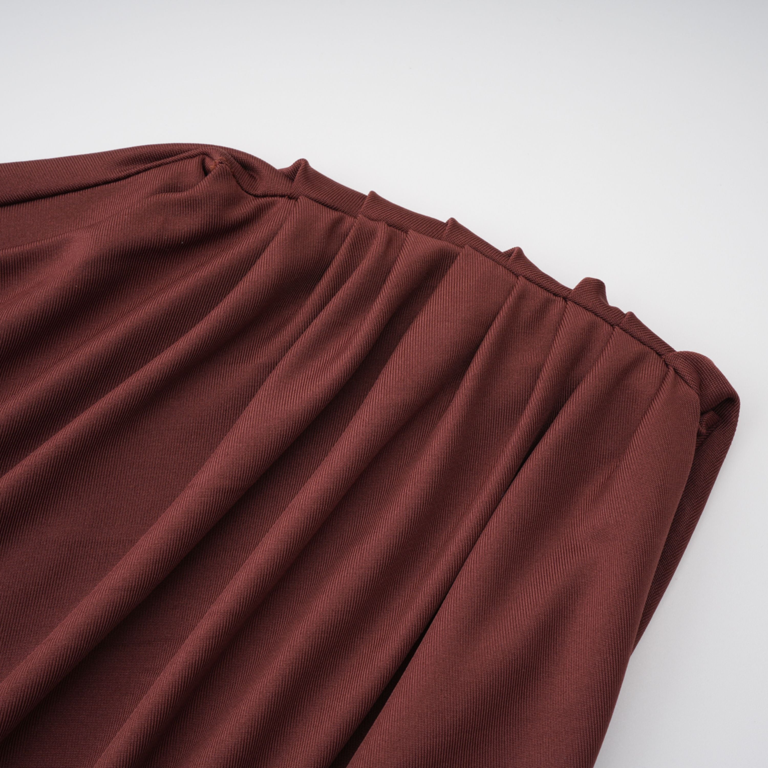 Seren Brown Maxikleid mit gerafftem Tüll-Einsatz