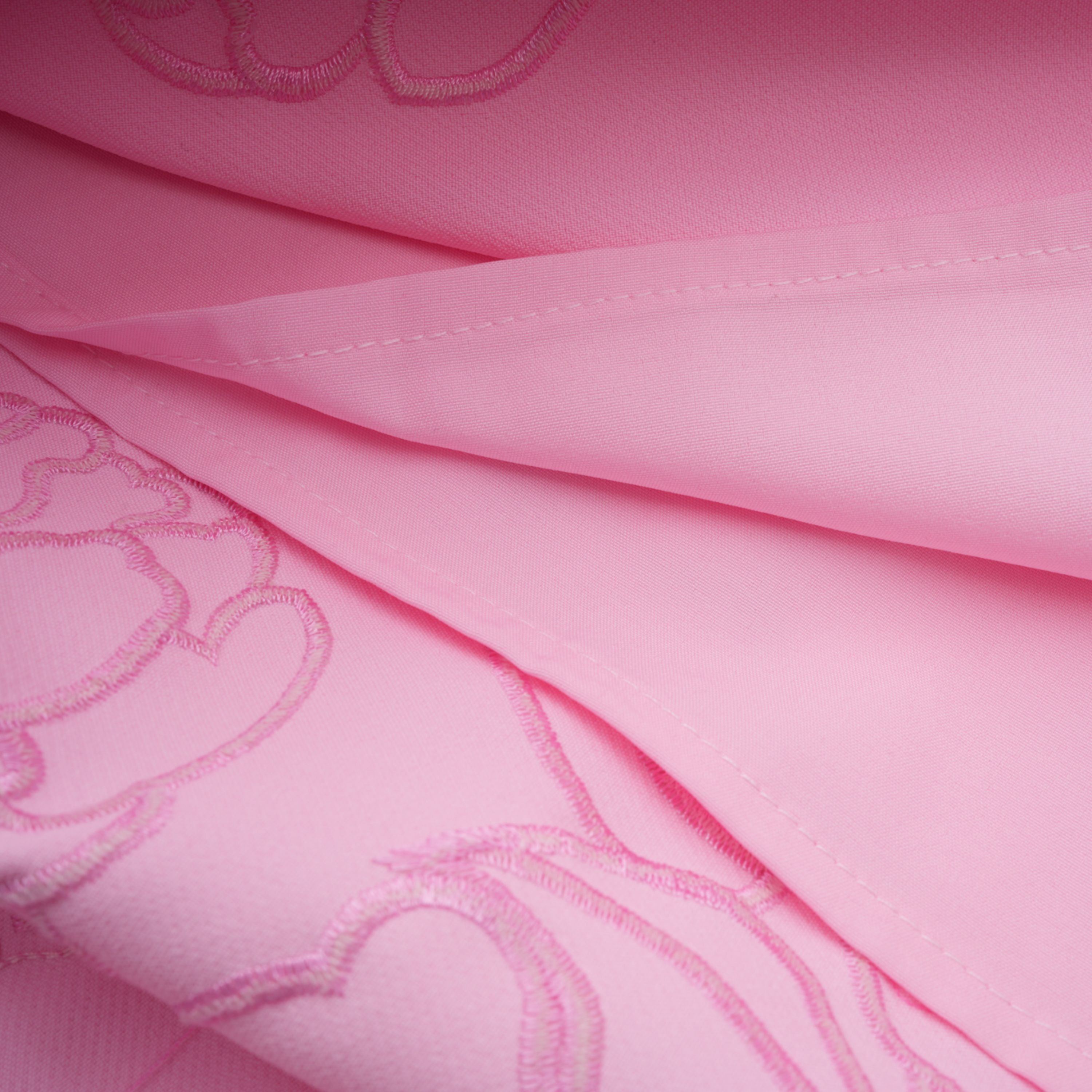 Inga Pink Trägerloses Maxikleid mit Blumenstickerei