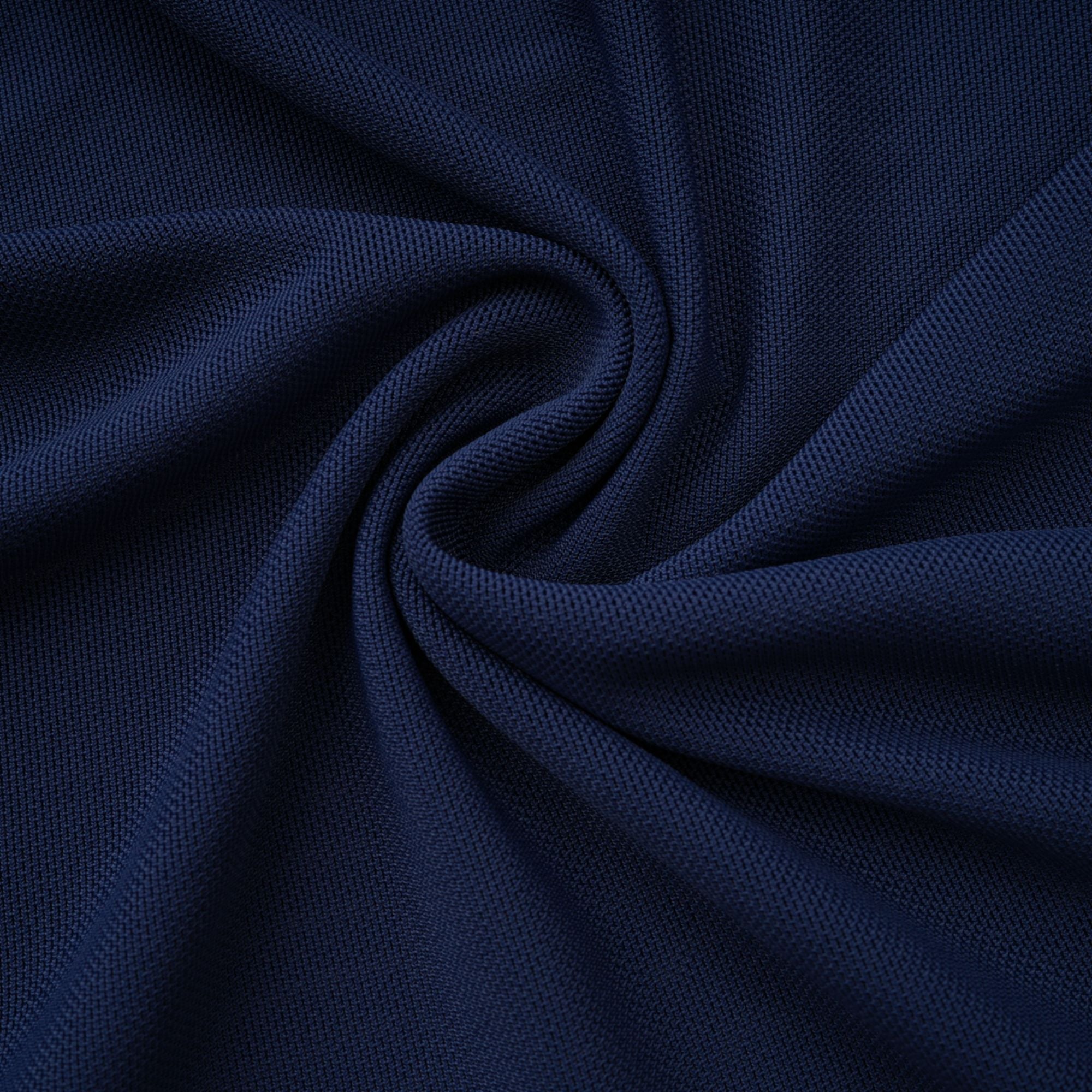 فستان كاثرين ماكسي مطوي غير متماثل باللون الأبيض 