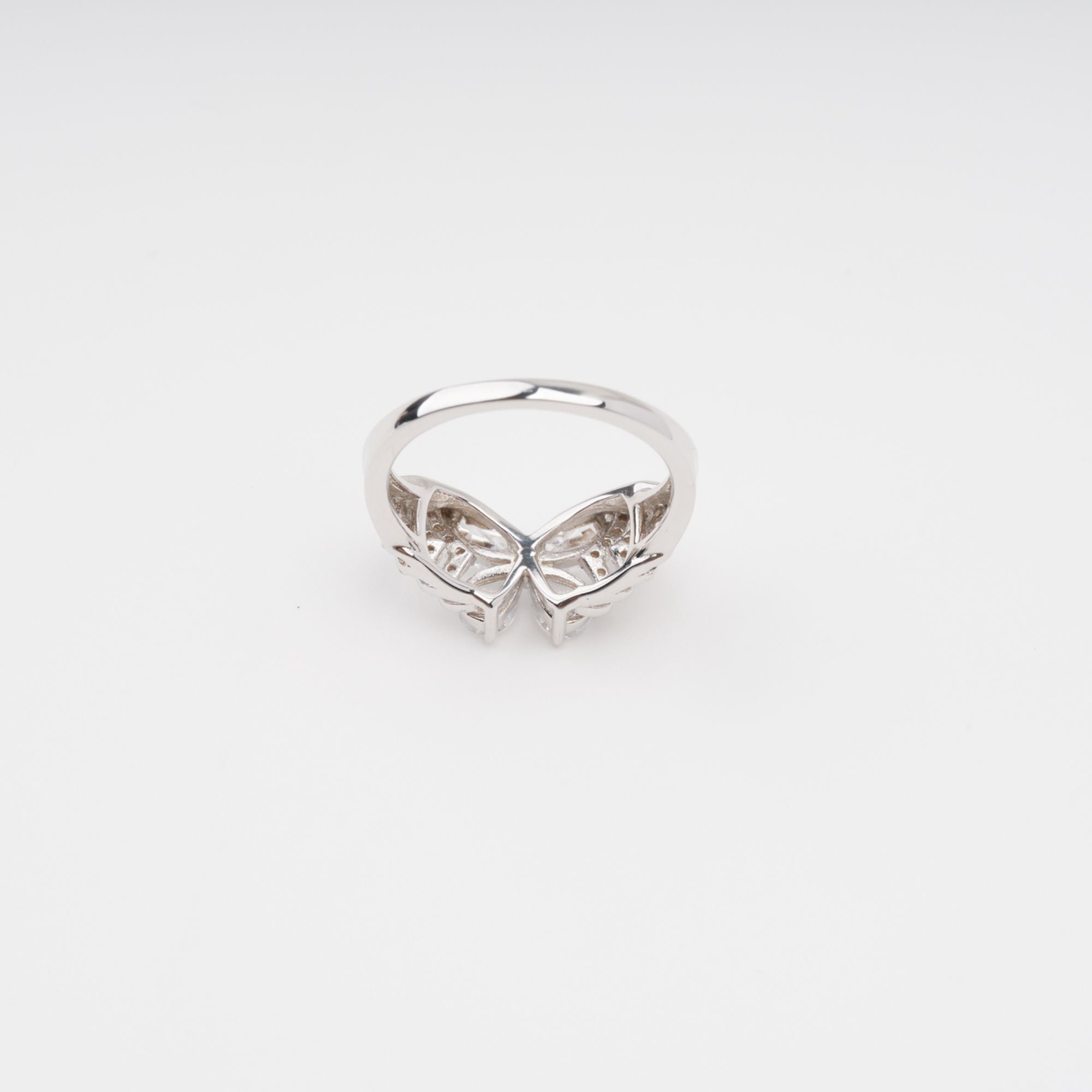 Zélie Sterlingsilber-Ring mit schmetterlingsförmigem Edelstein