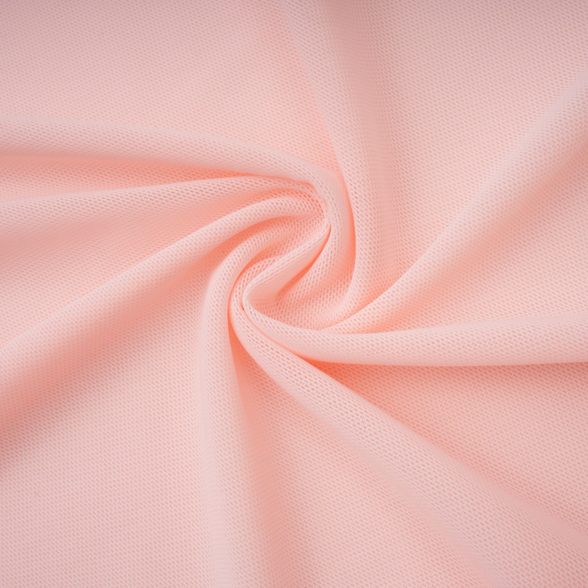 فستان ماكسي وردي بفتحة صدر على شكل قلب من ريفيري