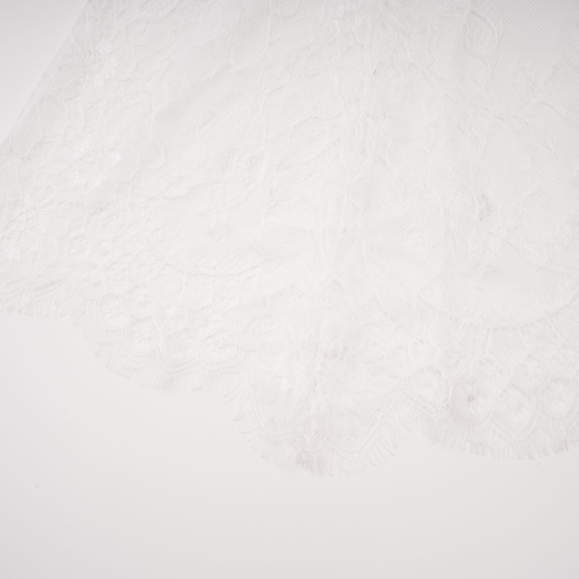 Adélise White Blazer & Lace Skirt Set