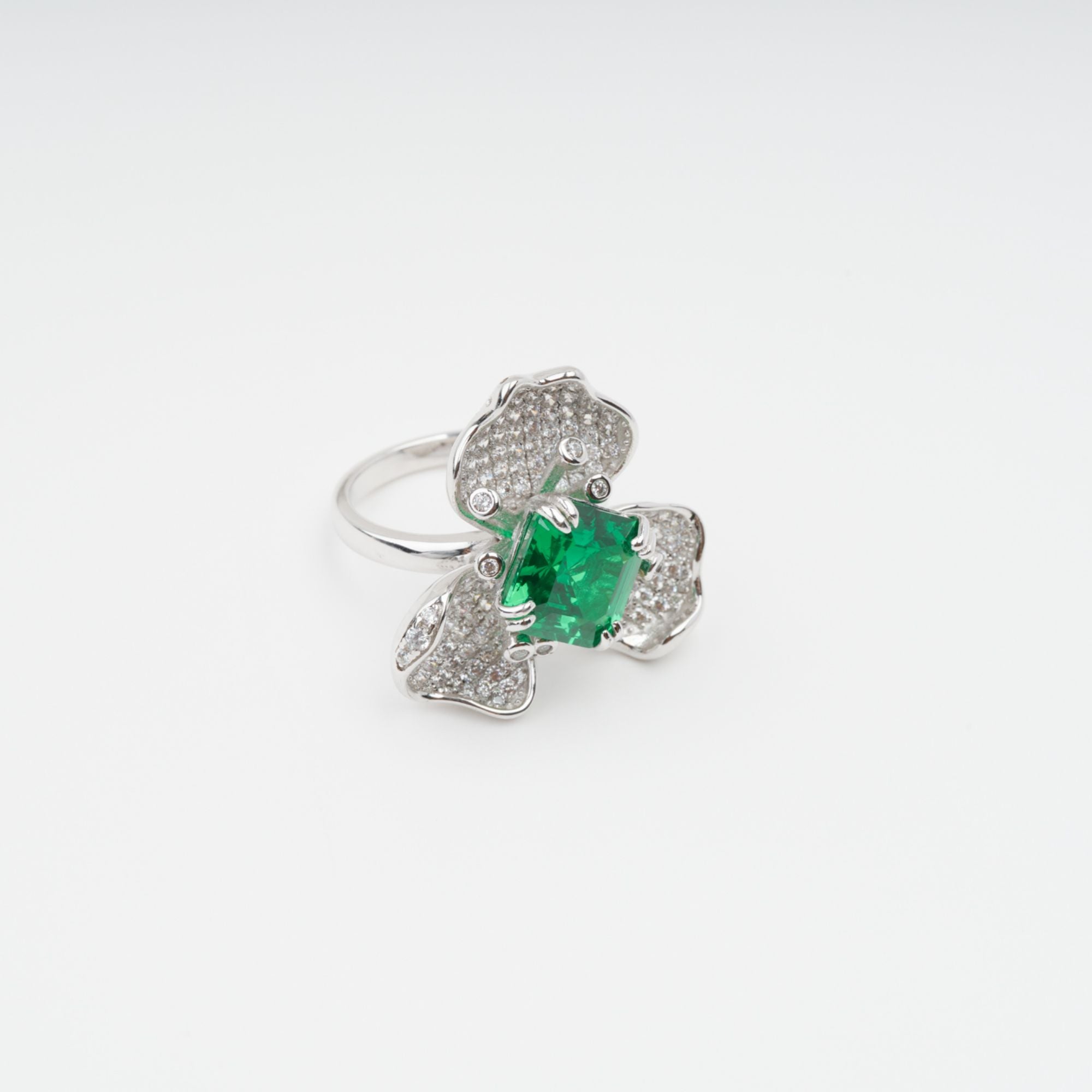 Carine Grüner Blumenförmiger Zirkon Edelstein Sterling Silber Ring