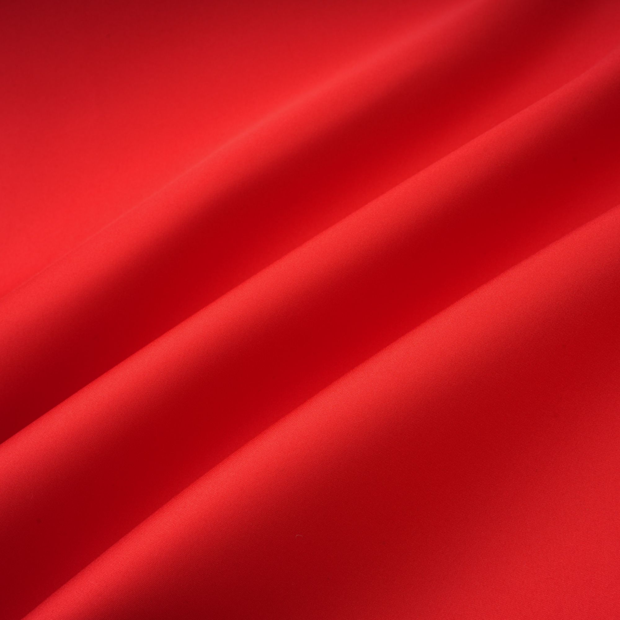 فستان لور الأحمر القصير بدون أكمام 