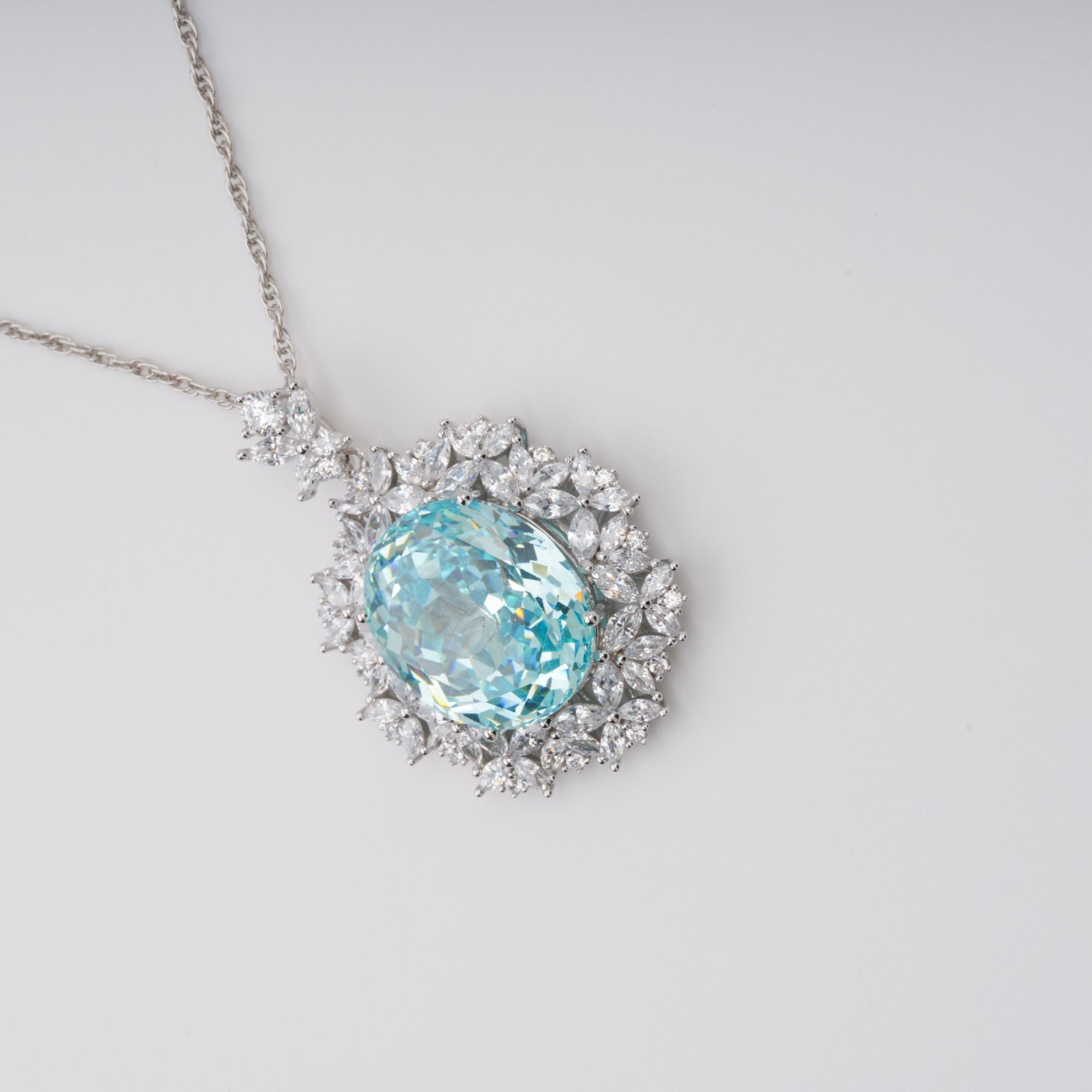 Eini Aquamarine Floral Gemstone Pendant Sterling Silver Necklace