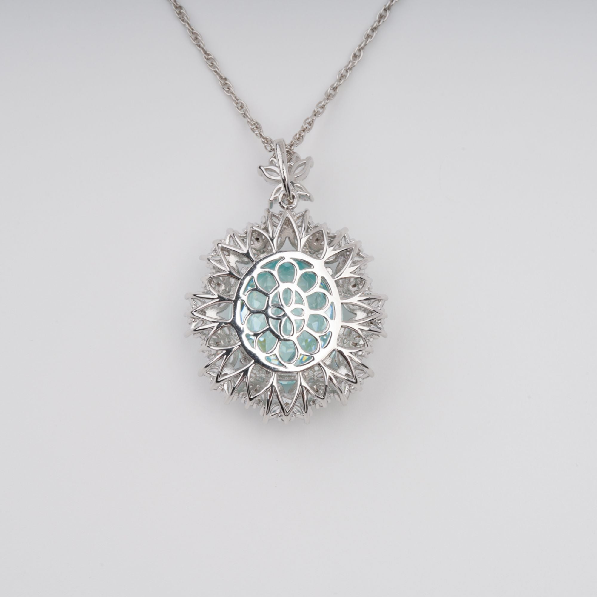 Eini Aquamarine Floral Gemstone Pendant Sterling Silver Necklace