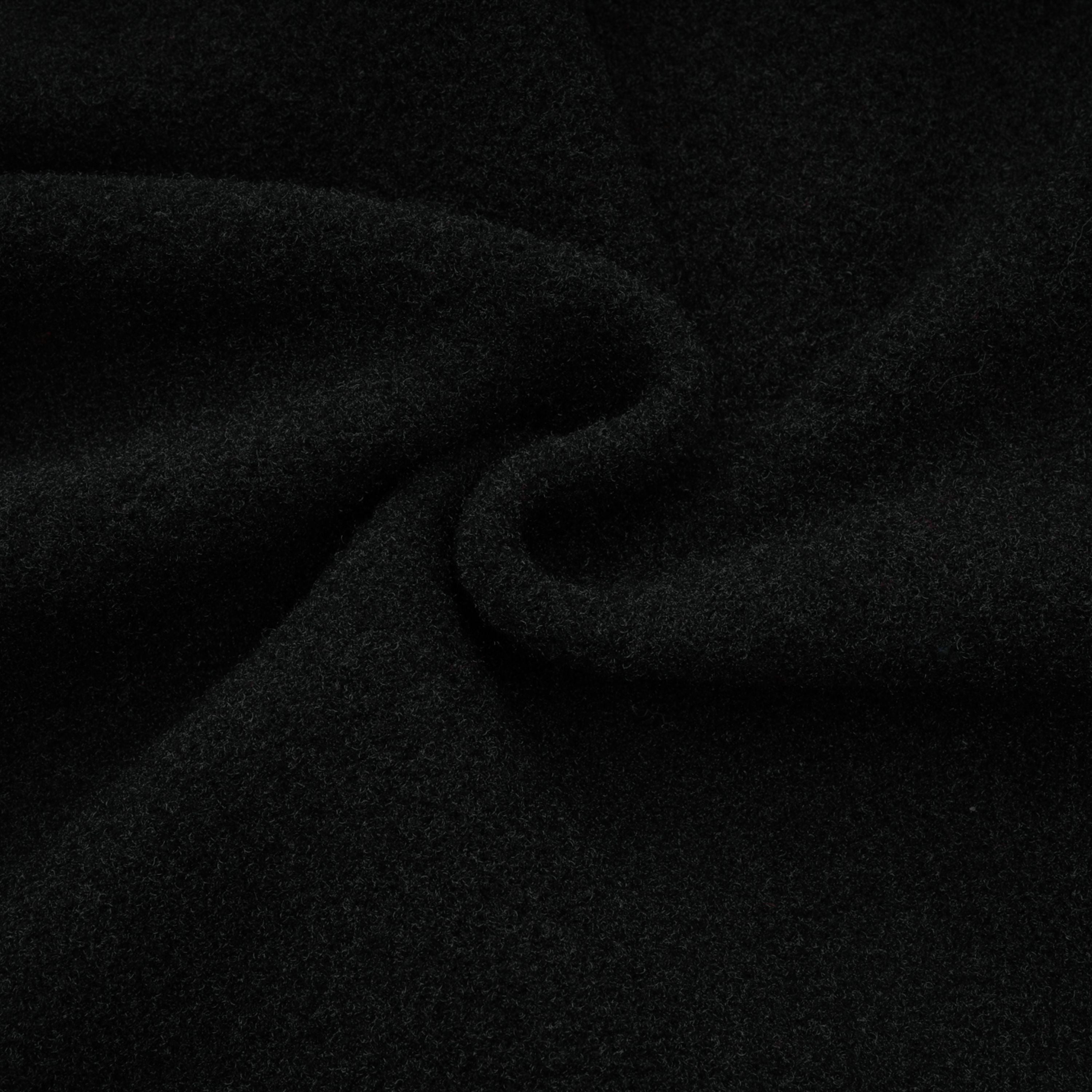 طقم توب وتنورة محبوكة سوداء مزينة من إلينور