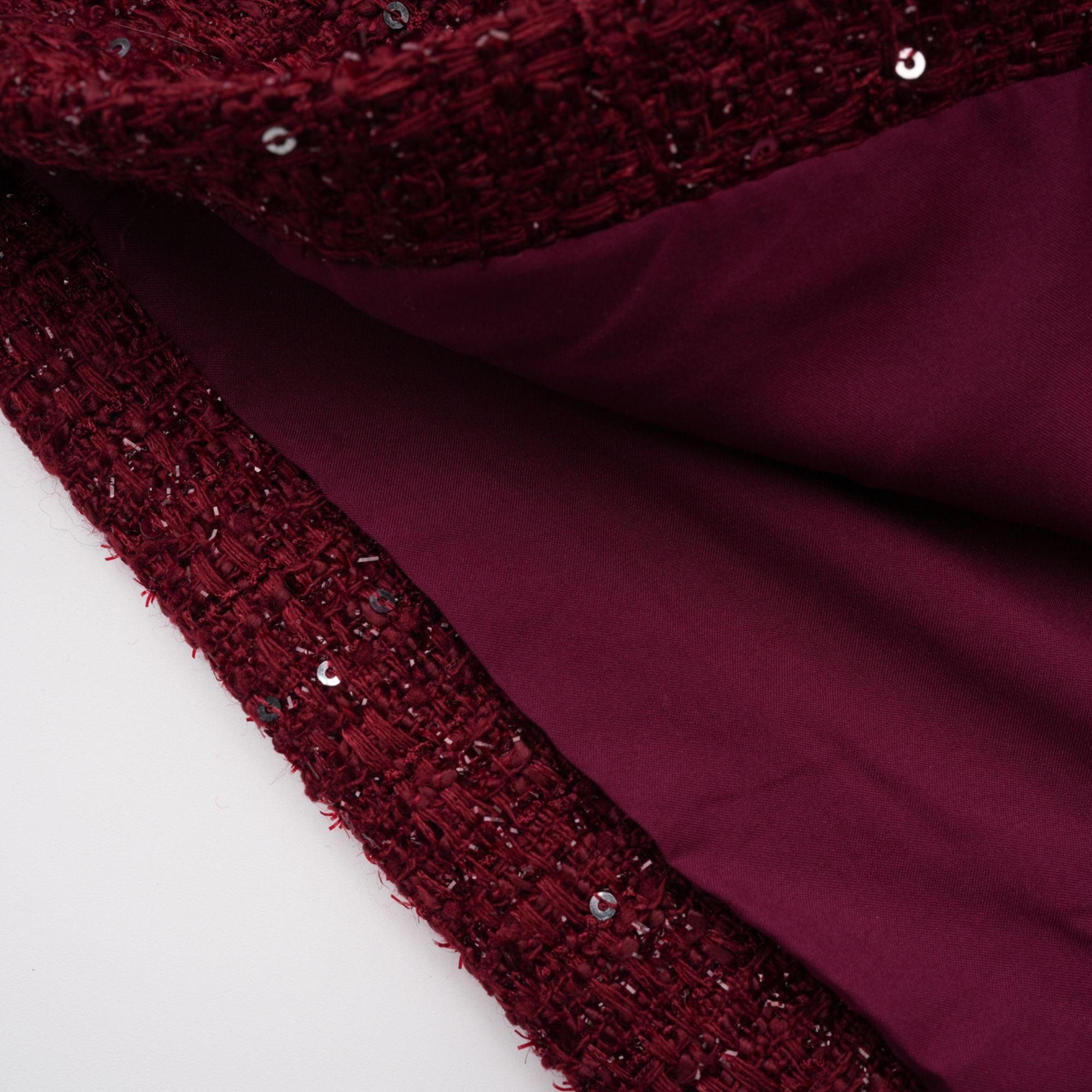 فستان قصير من التويد مزين باللون الأحمر من Ancora